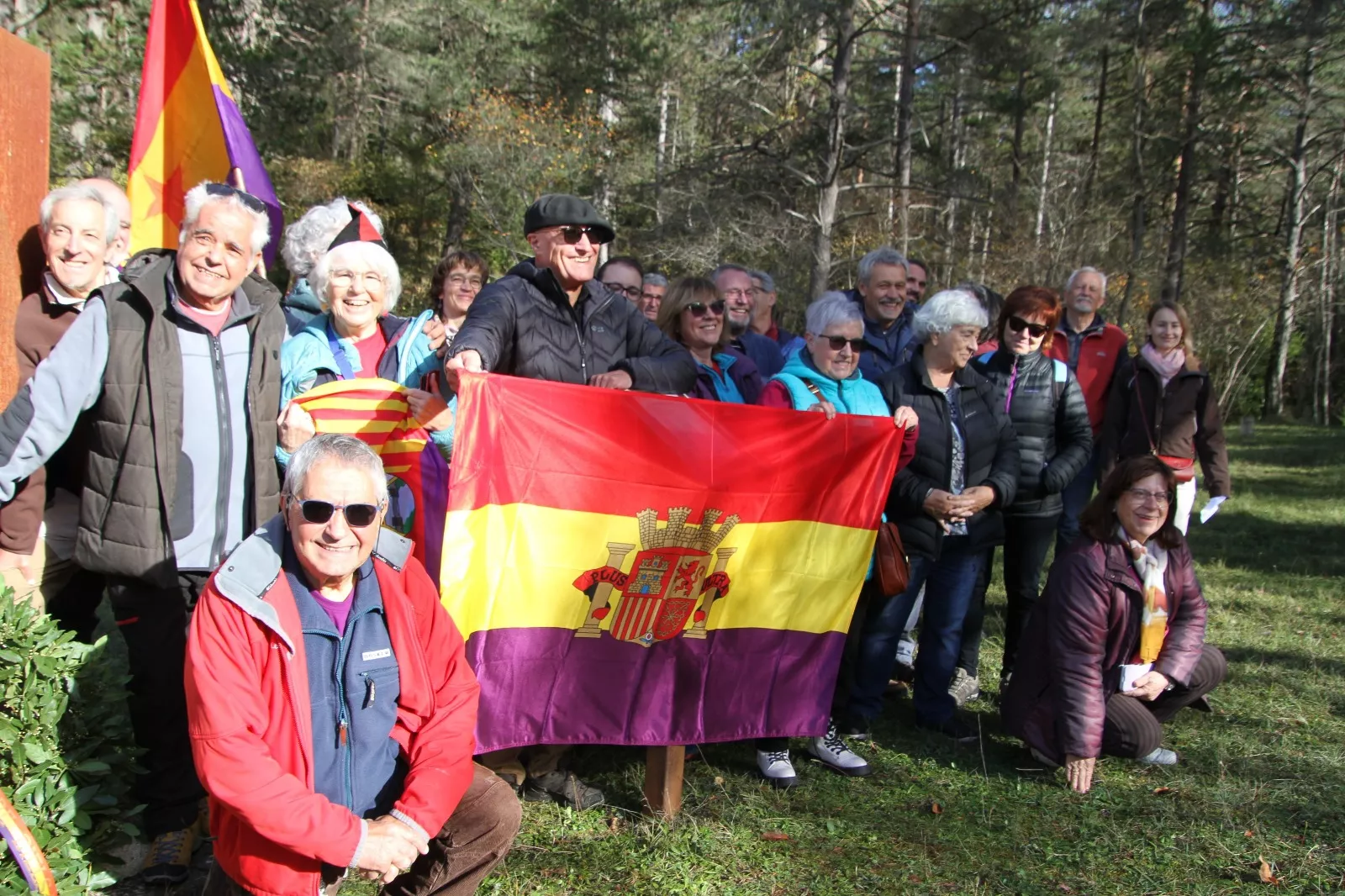 Homenaje al soldado caído en la defensa de la República en el Molino Escartín. Foto Carlos Neofato