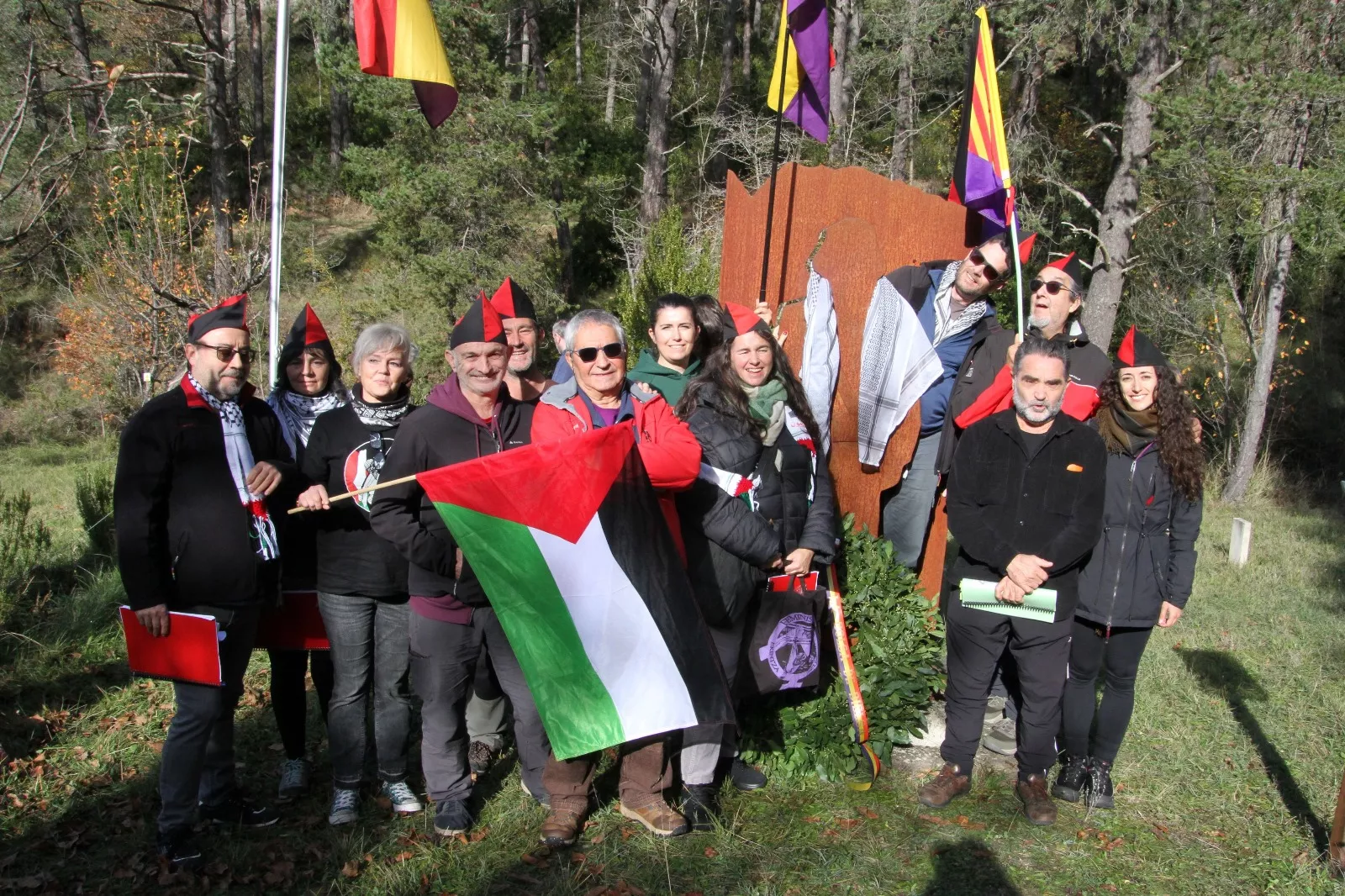 Homenaje al soldado caído en la defensa de la República en el Molino Escartín. Foto Carlos Neofato