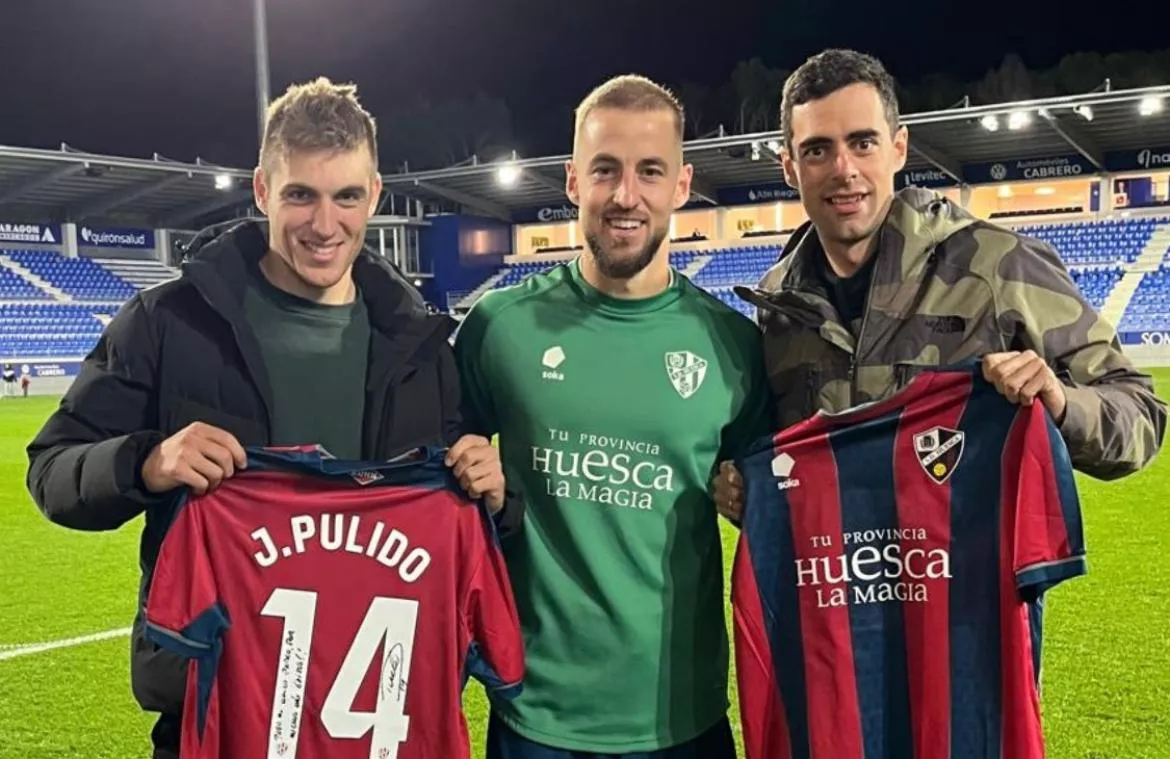 Pablo Castrillo y Jorge Arcas, con Jorge Pulido en el centro.