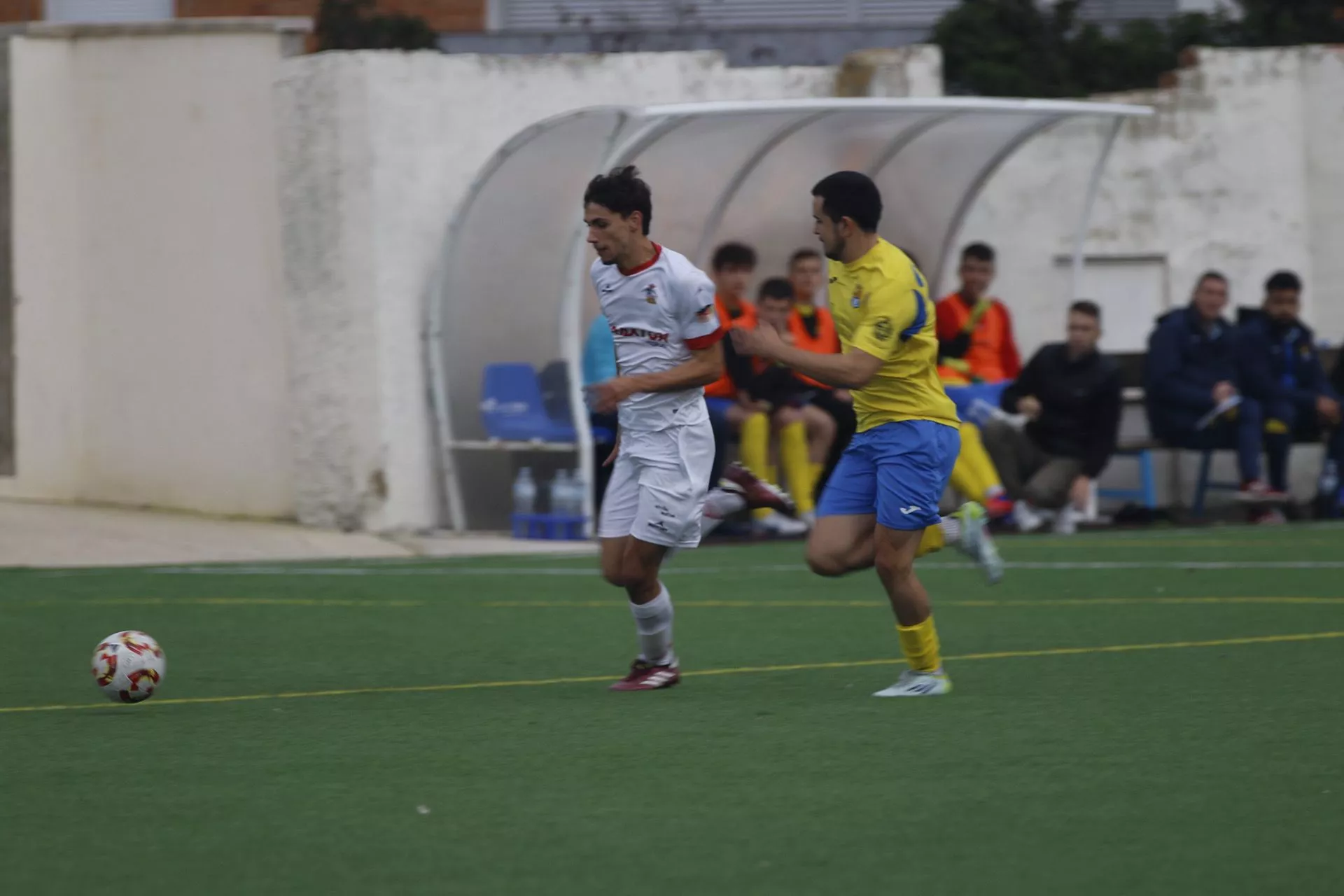 El Utrillas se llevó el partido ante el Almudévar por la mínima. Foto: X CD Utrillas.