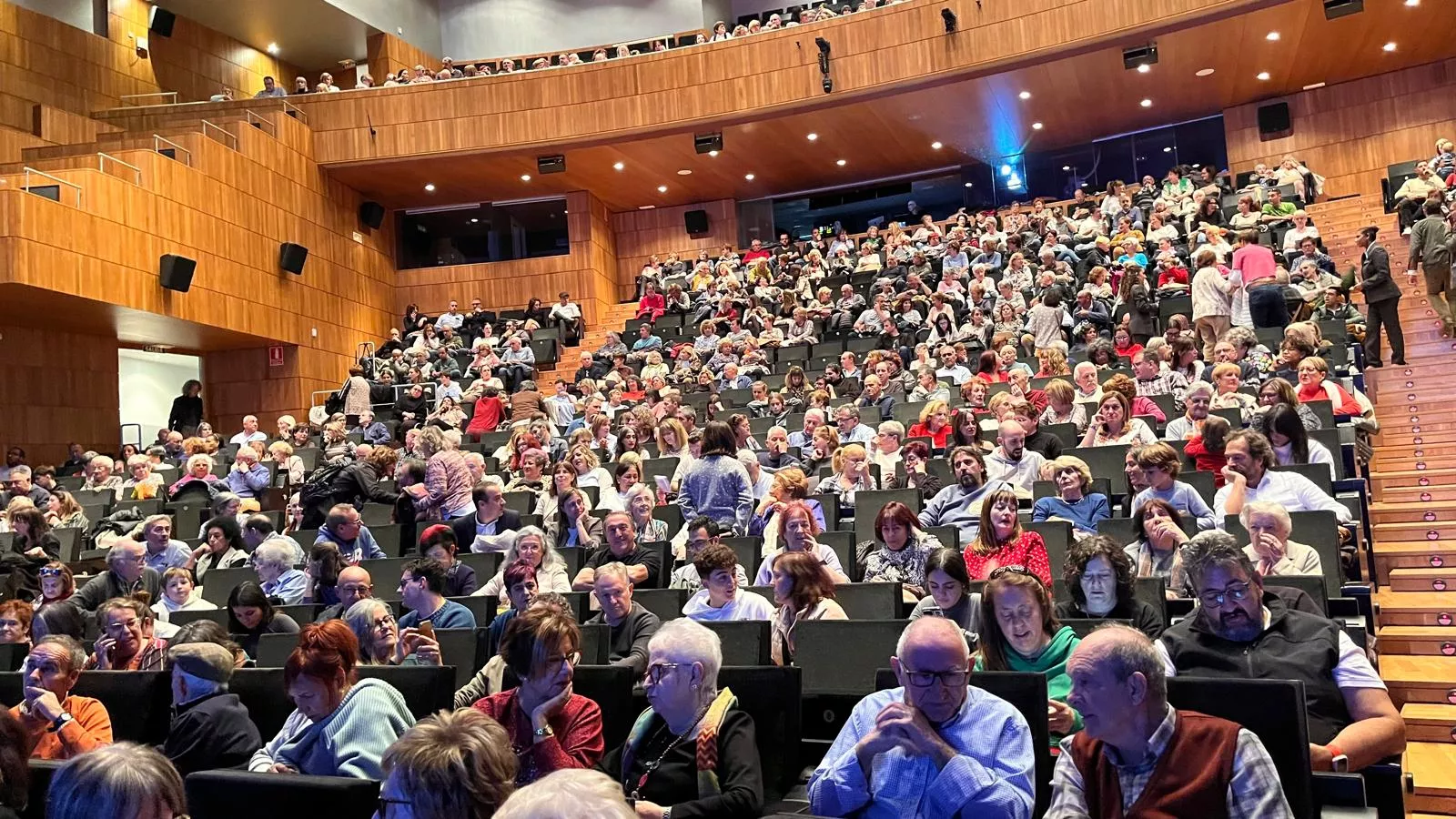 Asistentes a la fiesta Luna lunera del año pasado. Foto Mercedes Manterola