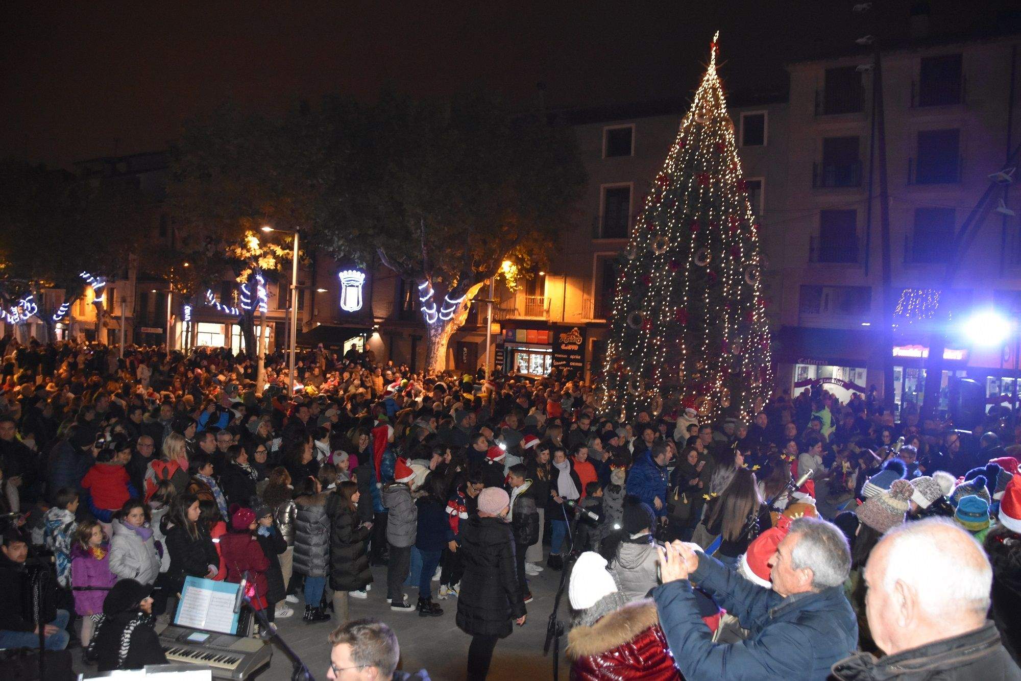 Encendido navideño en Barbastro.