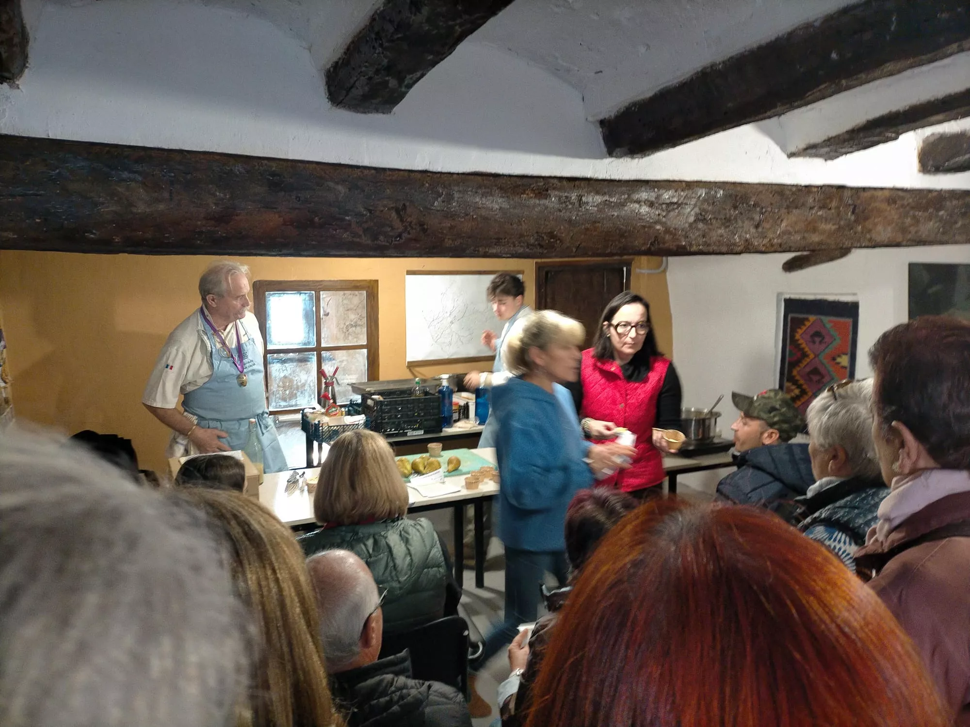 VI Jornadas de los Amigos del Azafrán de Estaña