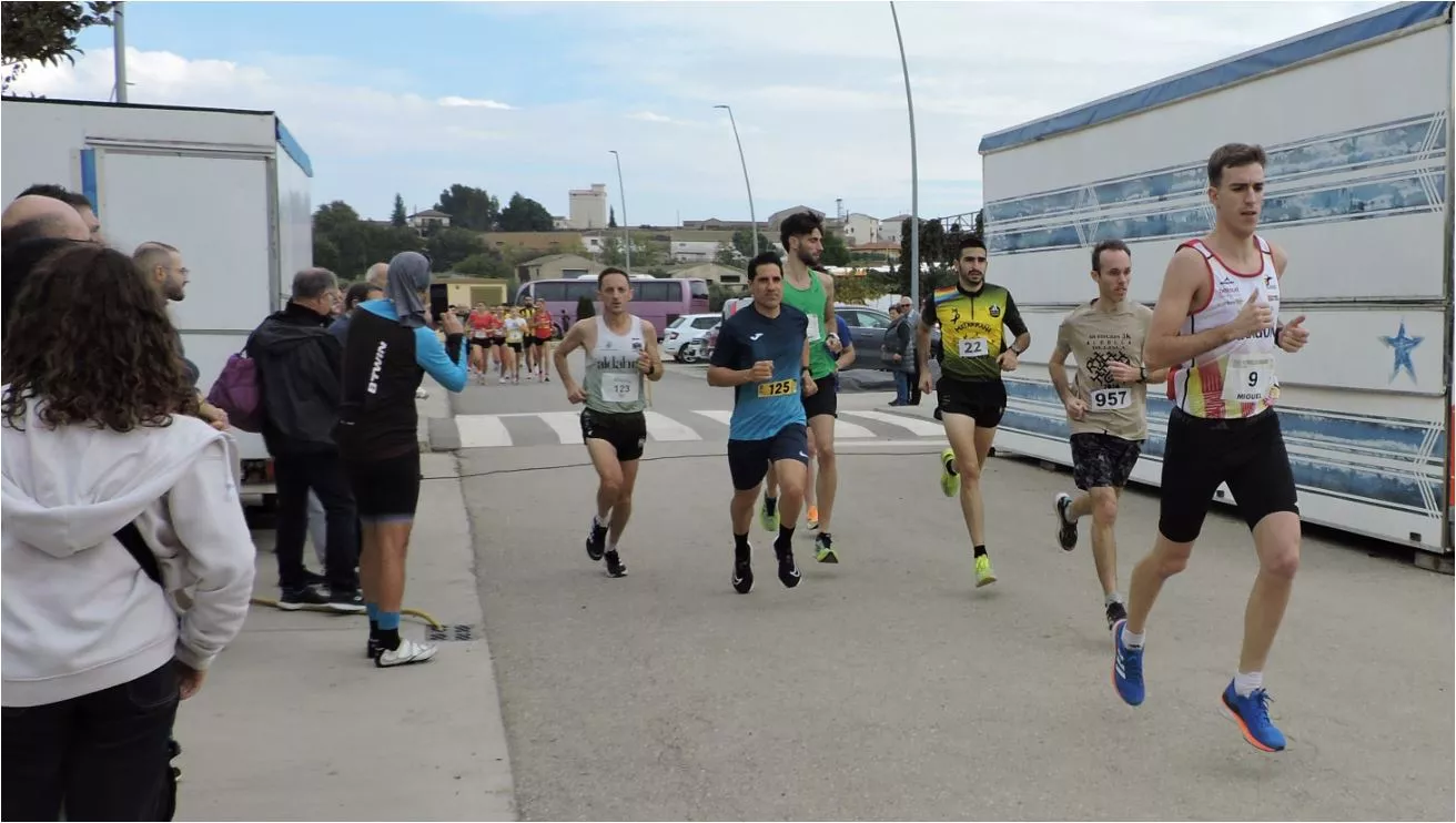 Cabeza de carrera en las primeras vueltas