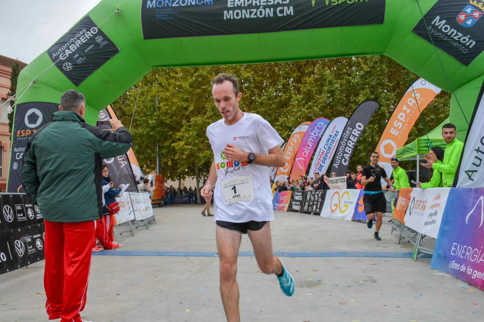 Javier Castells, campeón empresas y autónomos. Foto Manolo Susín