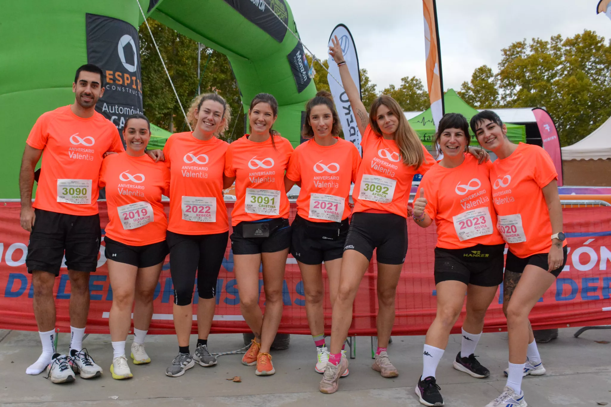 Carrera de Empresas de Monzón. Foto Manolo Susín 