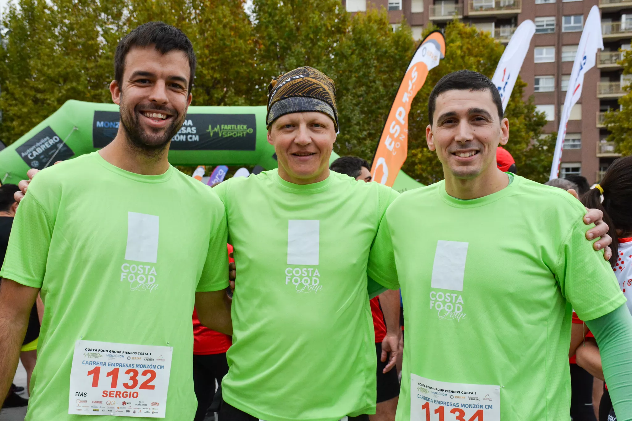 Carrera de Empresas de Monzón. Foto Manolo Susín 
