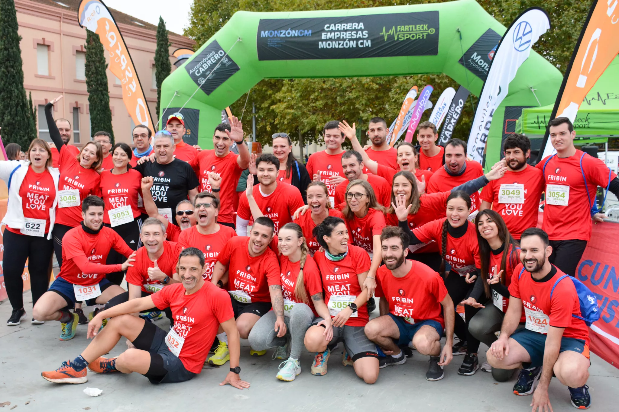 Carrera de Empresas de Monzón. Foto Manolo Susín