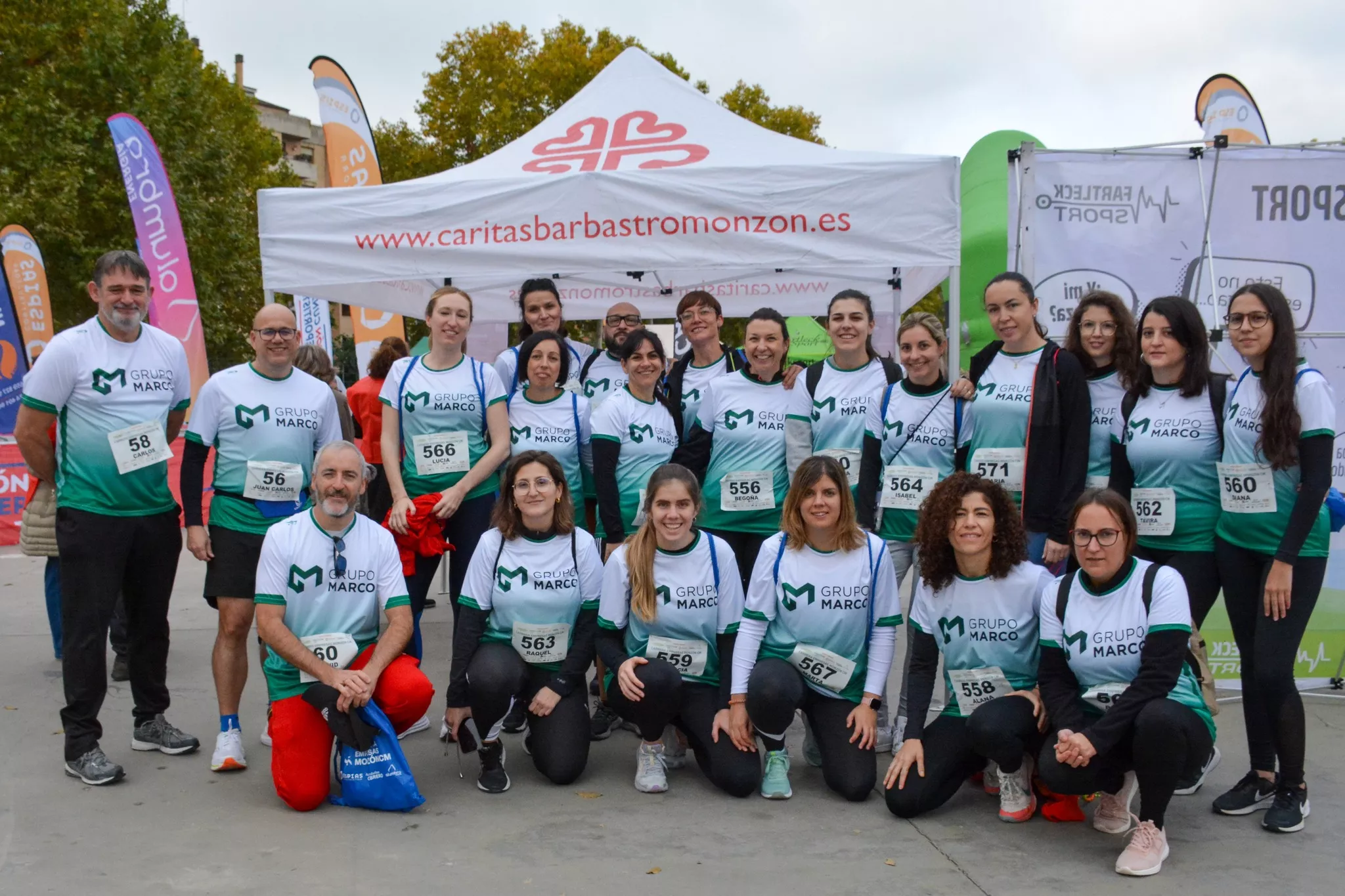 Carrera de Empresas de Monzón. Foto Manolo Susín 