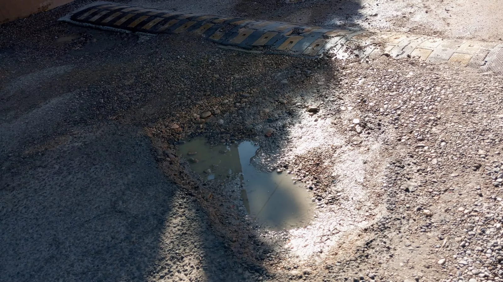 Aspecto actual de la calle de Gratal en Huerrios.