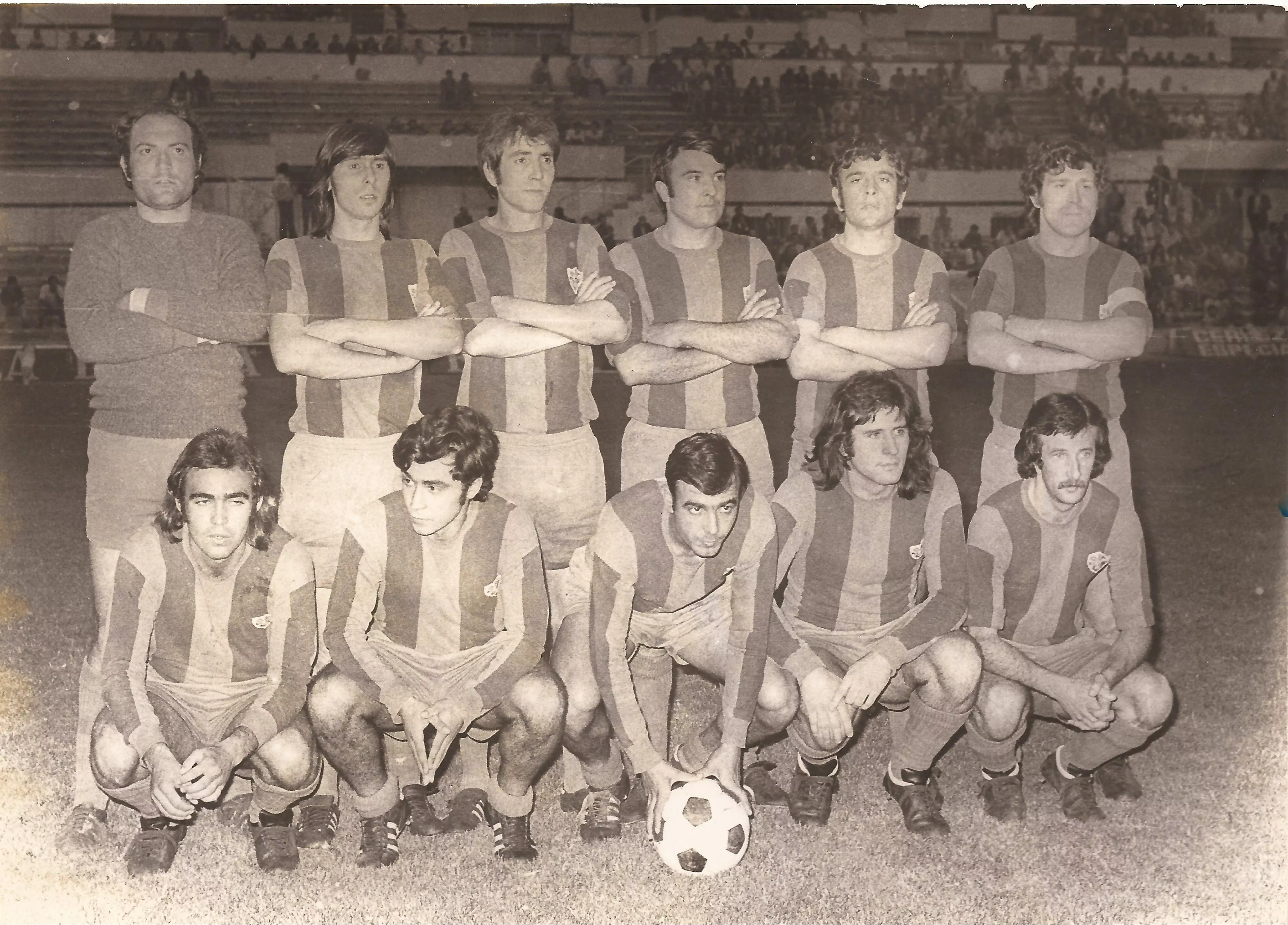 De pie, de izquierda a derecha: Delgado, Calvo, Pepín, Royo, Ortega y Ausaberri. Agachadps. de izquierda a derecha:  Emilio Cruz, Mariano Ferrer, Palacino, Pedro y Valentín Arrayet 