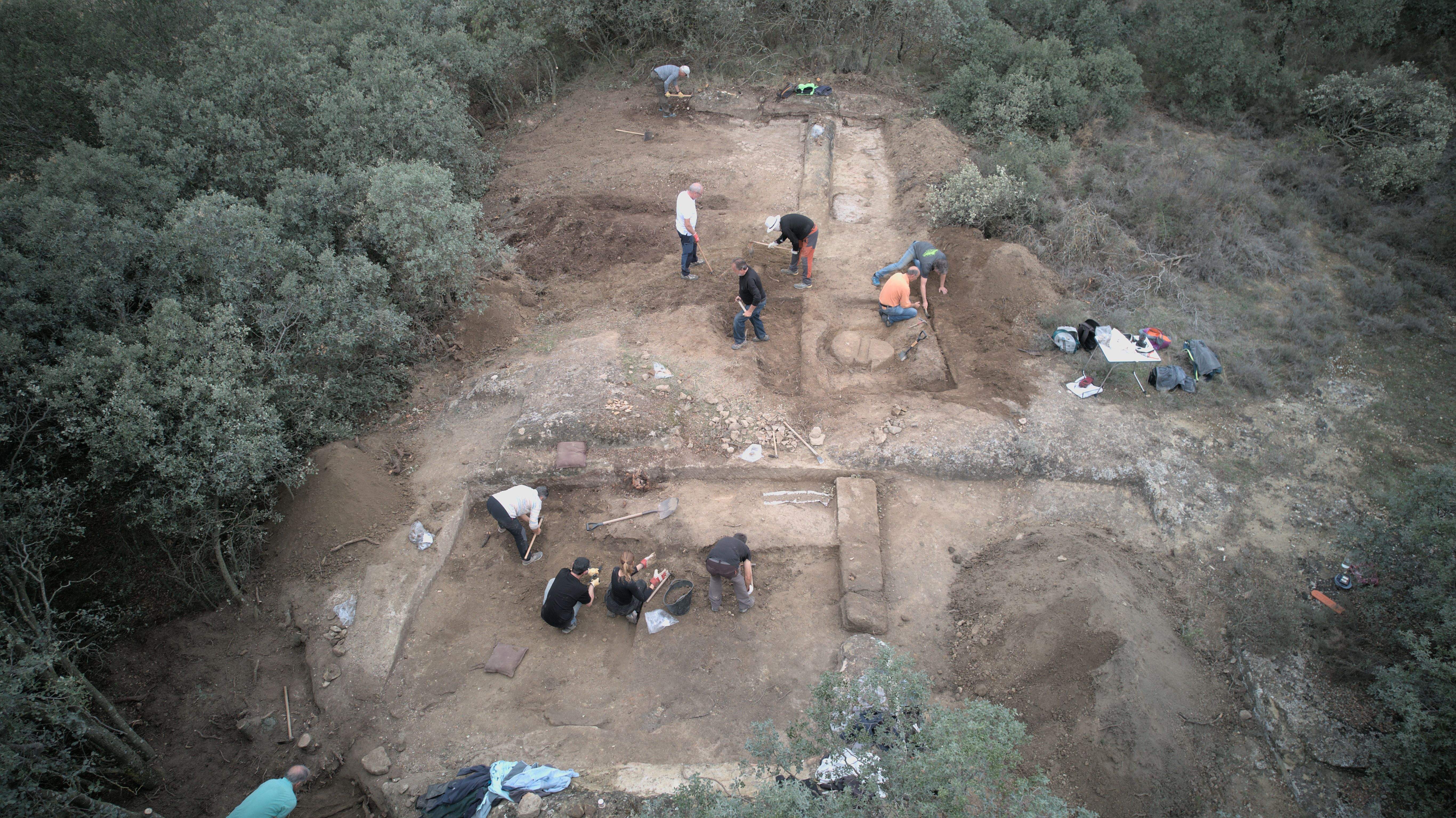 Vista aérea de la excavación en Liesa
