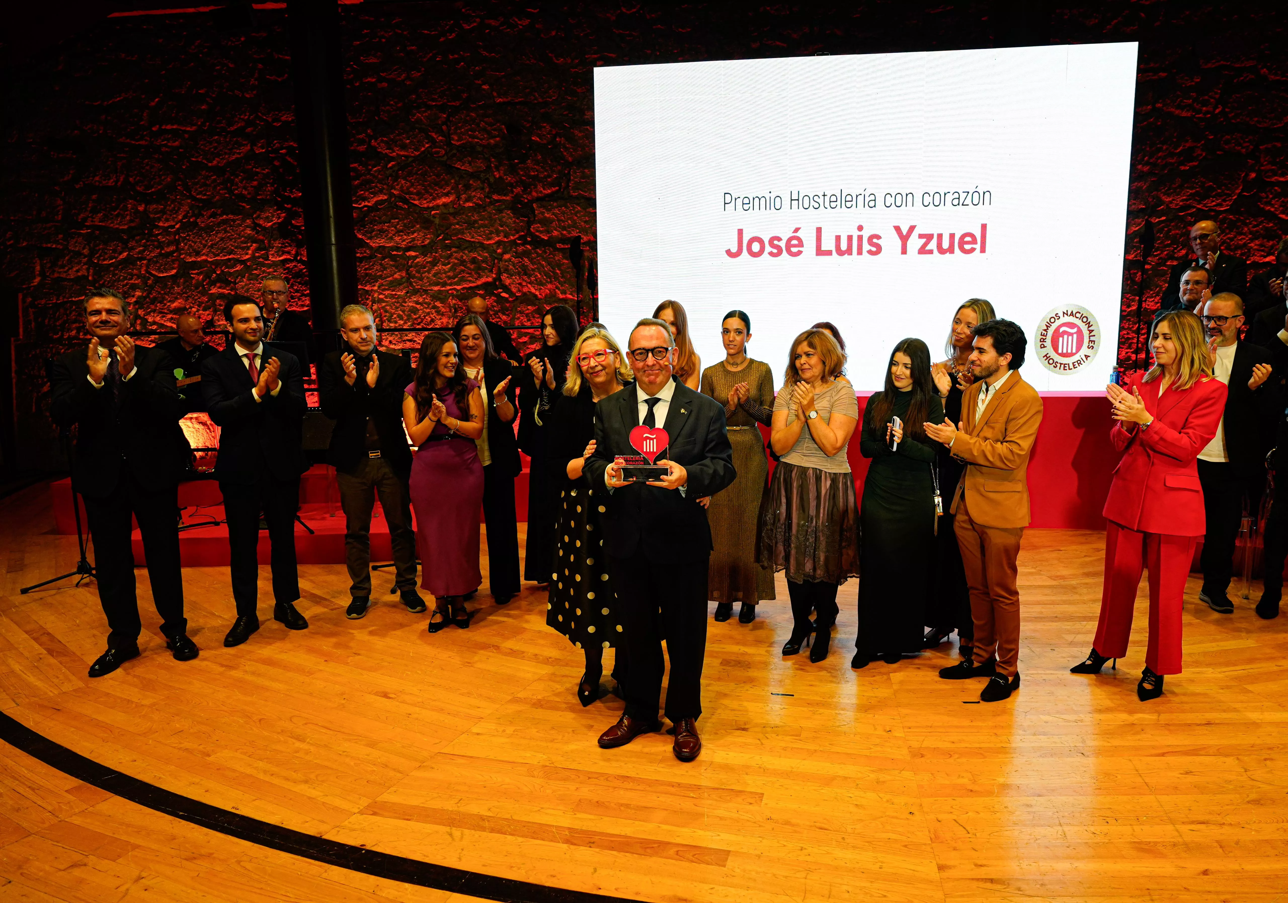 José Luis Yzuel, un gran hostelero, un gran líder, un gran hombre. Ha reinventado Hostelería de España. En la foto, recibiendo el Premio Nacional de Hostelería.