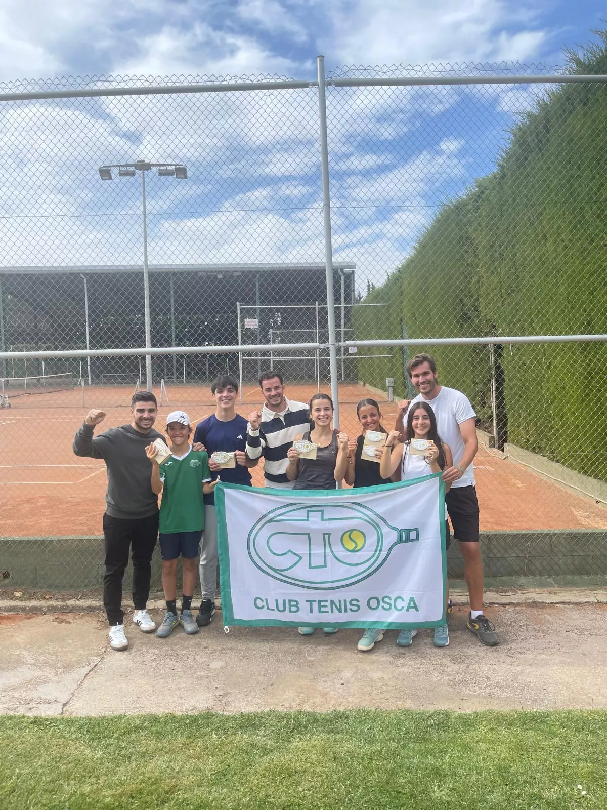 El Club Tenis Osca celebra 50 años este sábado por todo lo alto