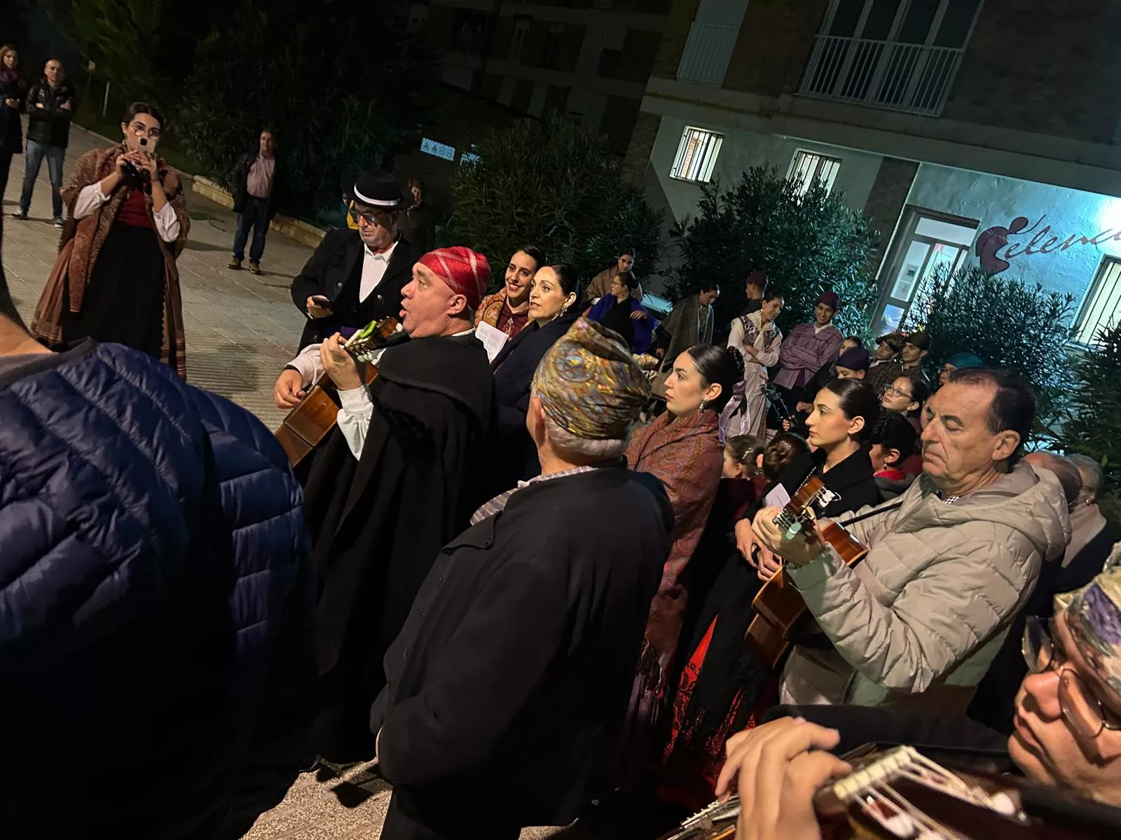 Ronda de Elenco Aragonés en las fiestas de San Martín en Huesca.