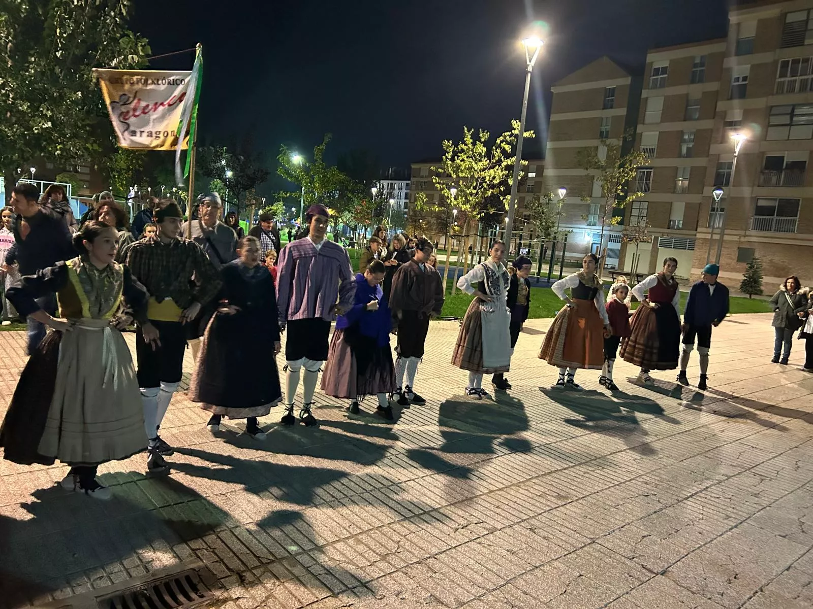 Ronda de Elenco Aragonés en las fiestas de San Martín en Huesca.