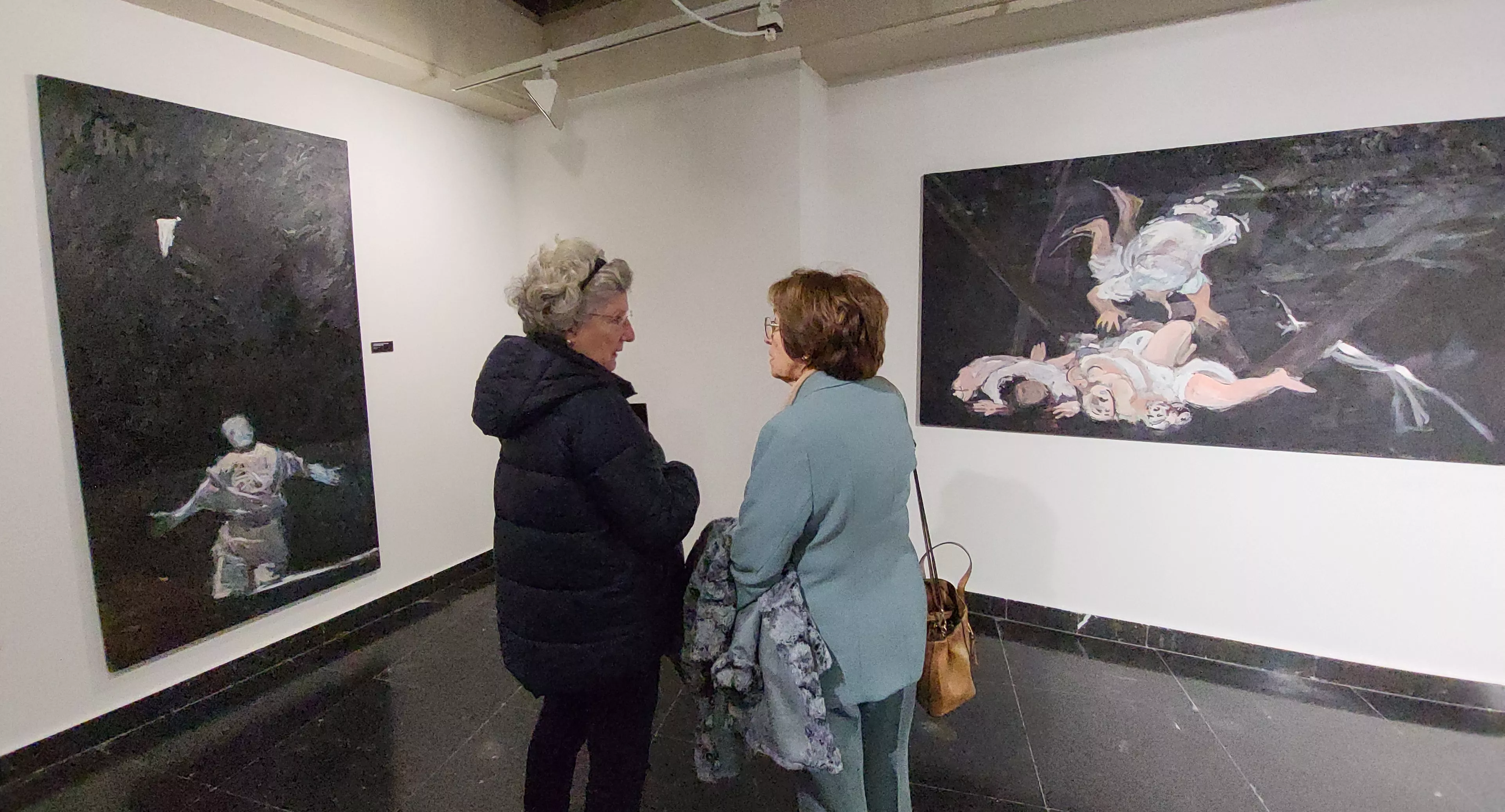 Inauguración de la exposición 'Desastres' de Fernando Alvida en el Centro Ibercaja Huesca. Foto Mercedes Manterola