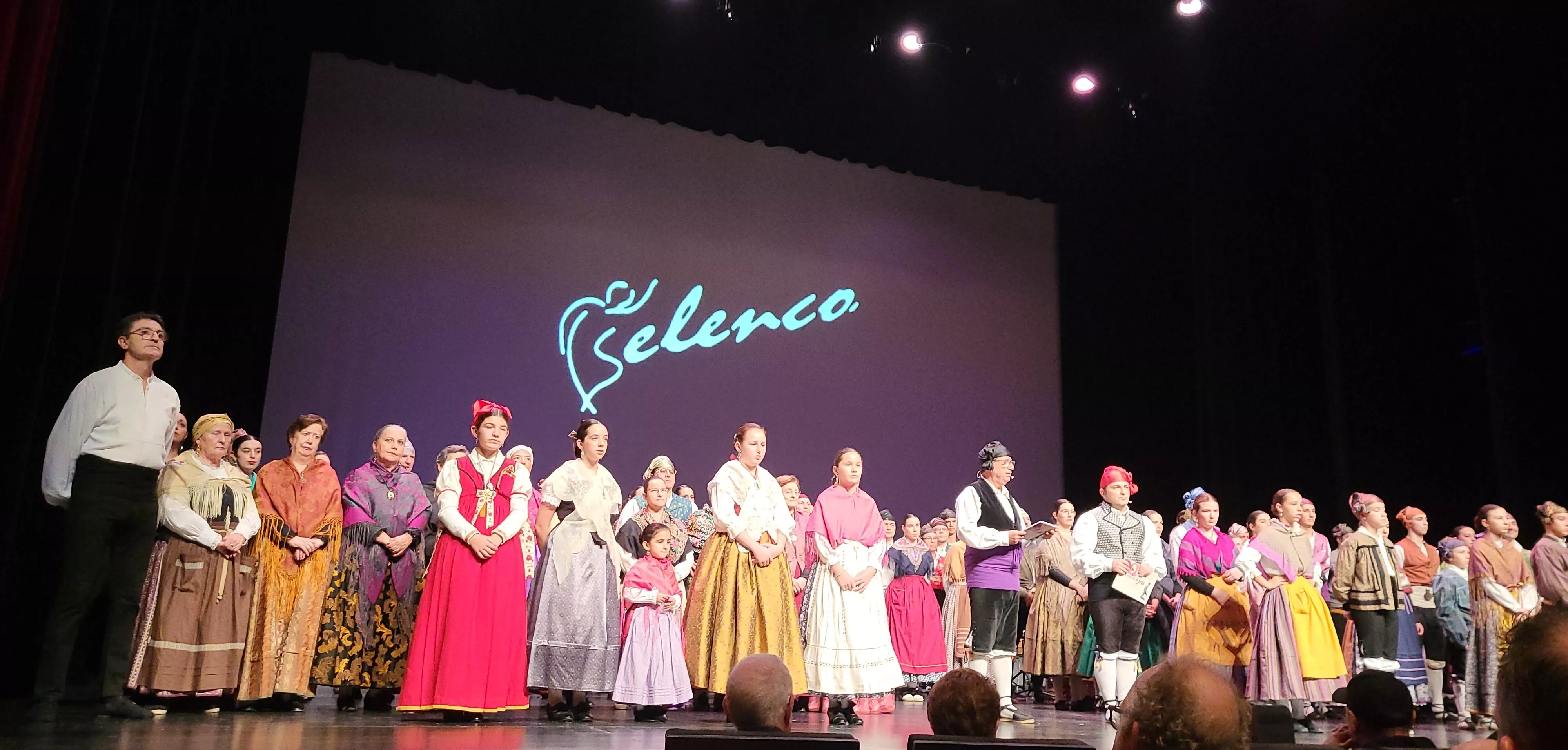 Gala "30 años por la senda de la jota" de la Elenco Aragonés. Foto Mercedes Manterola