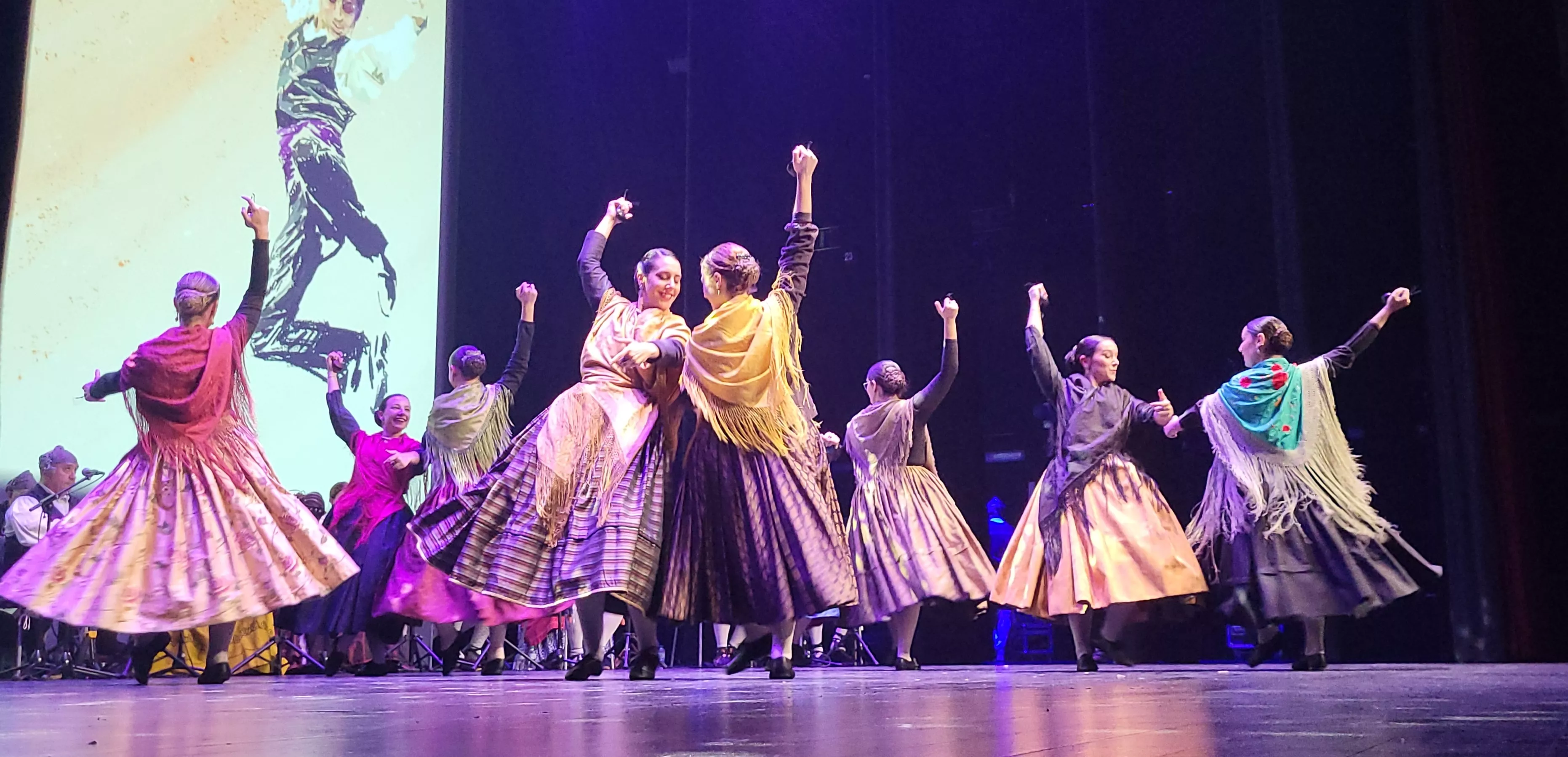 Gala "30 años por la senda de la jota" de la Elenco Aragonés. Foto Mercedes Manterola
