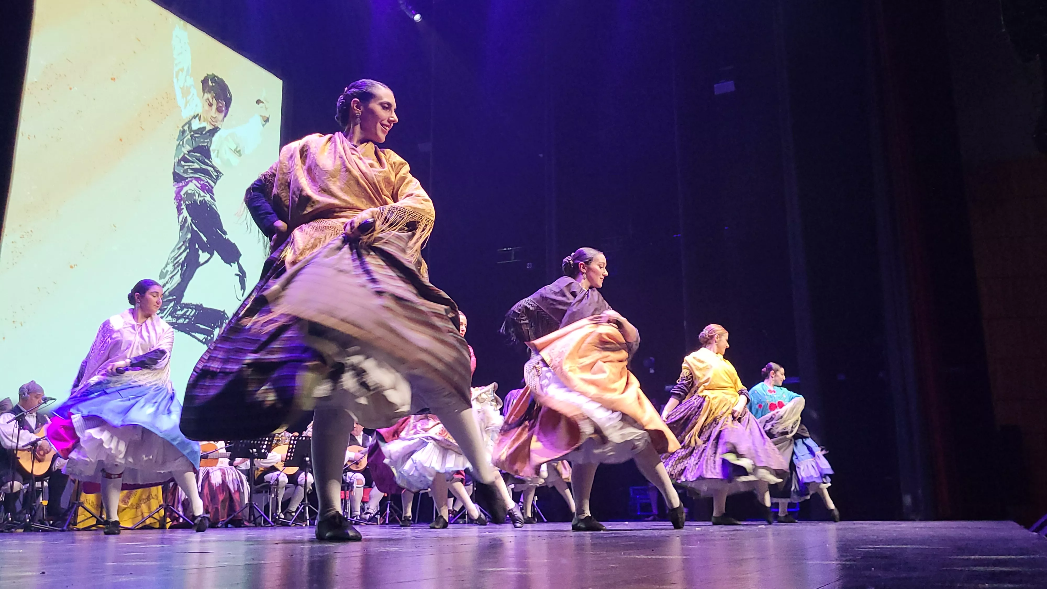 Gala "30 años por la senda de la jota" de la Elenco Aragonés. Foto Mercedes Manterola