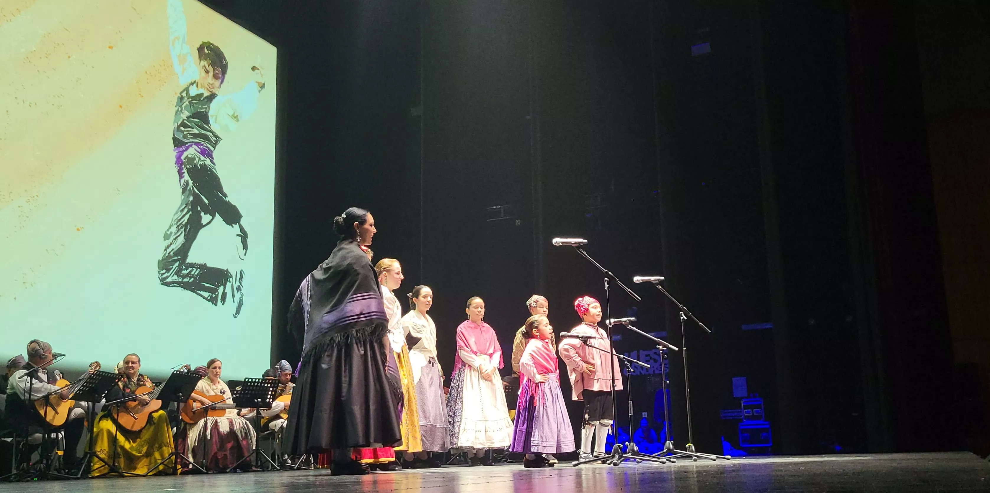 Gala "30 años por la senda de la jota" de la Elenco Aragonés. Foto Mercedes Manterola