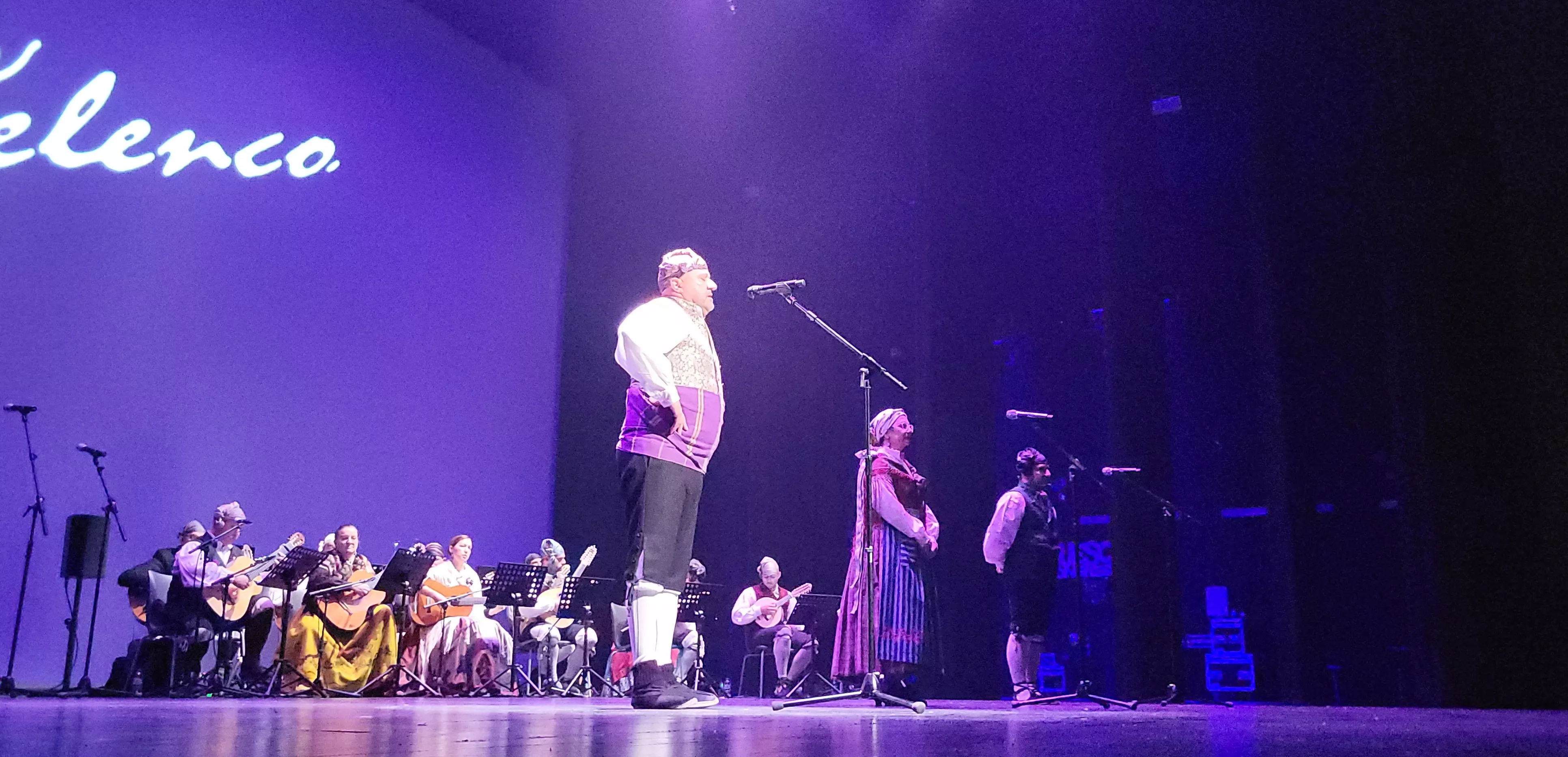 Gala "30 años por la senda de la jota" de la Elenco Aragonés. Foto Mercedes Manterola