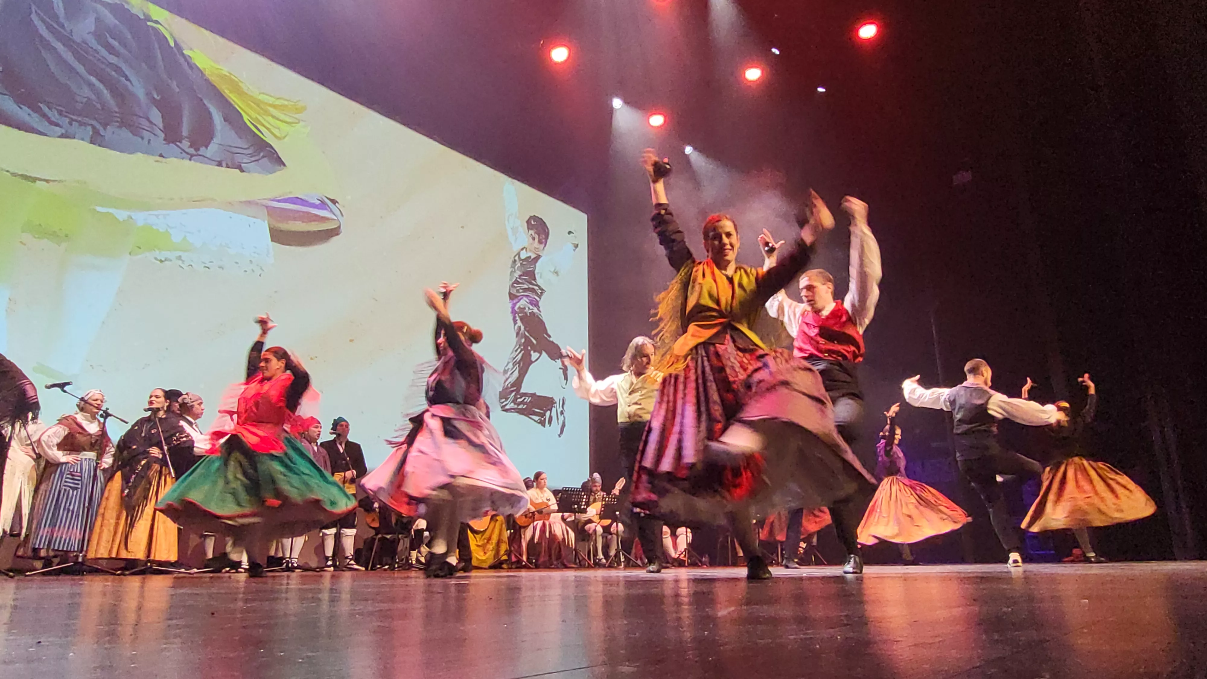 Gala "30 años por la senda de la jota" de la Elenco Aragonés. Foto Mercedes Manterola