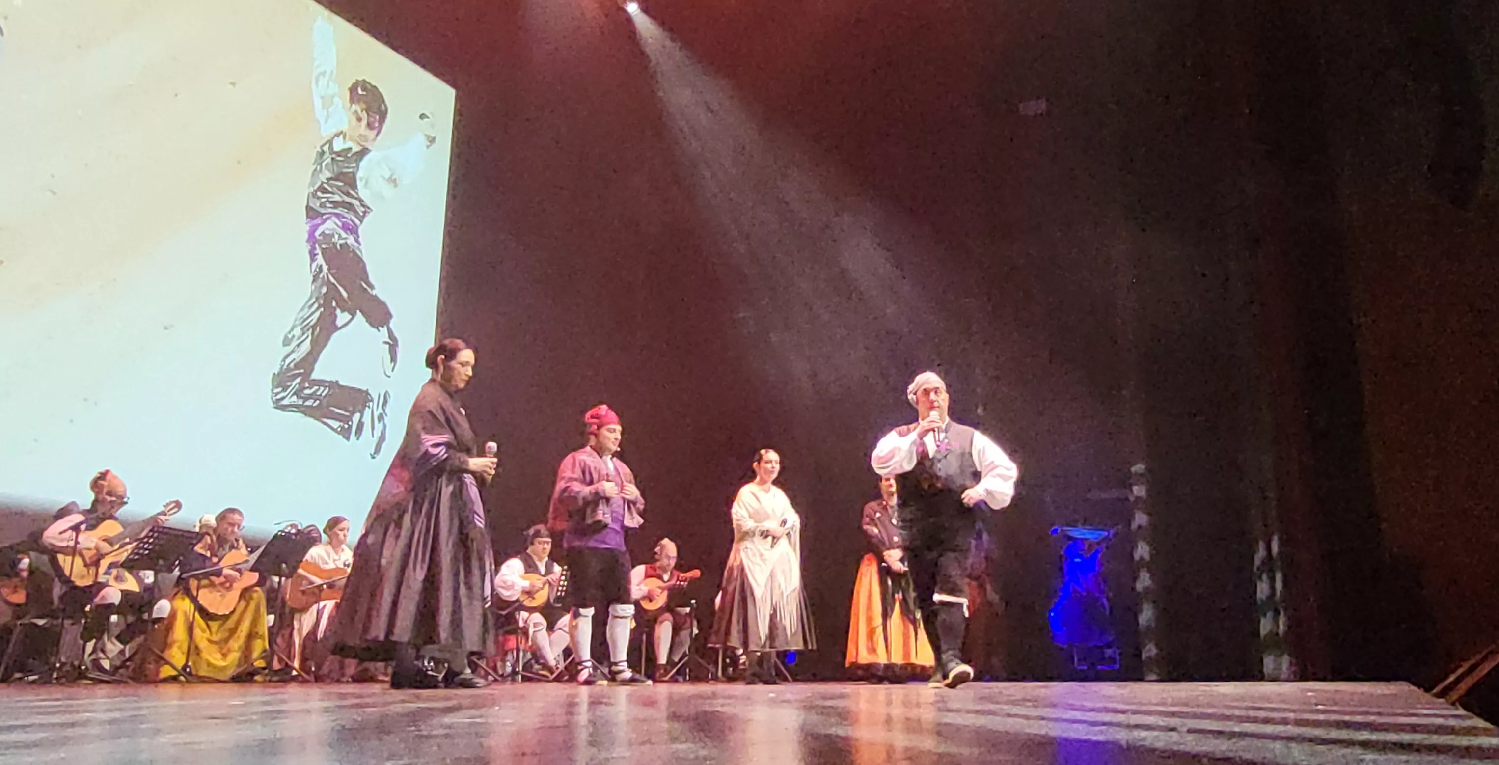 Gala "30 años por la senda de la jota" de la Elenco Aragonés. Foto Mercedes Manterola
