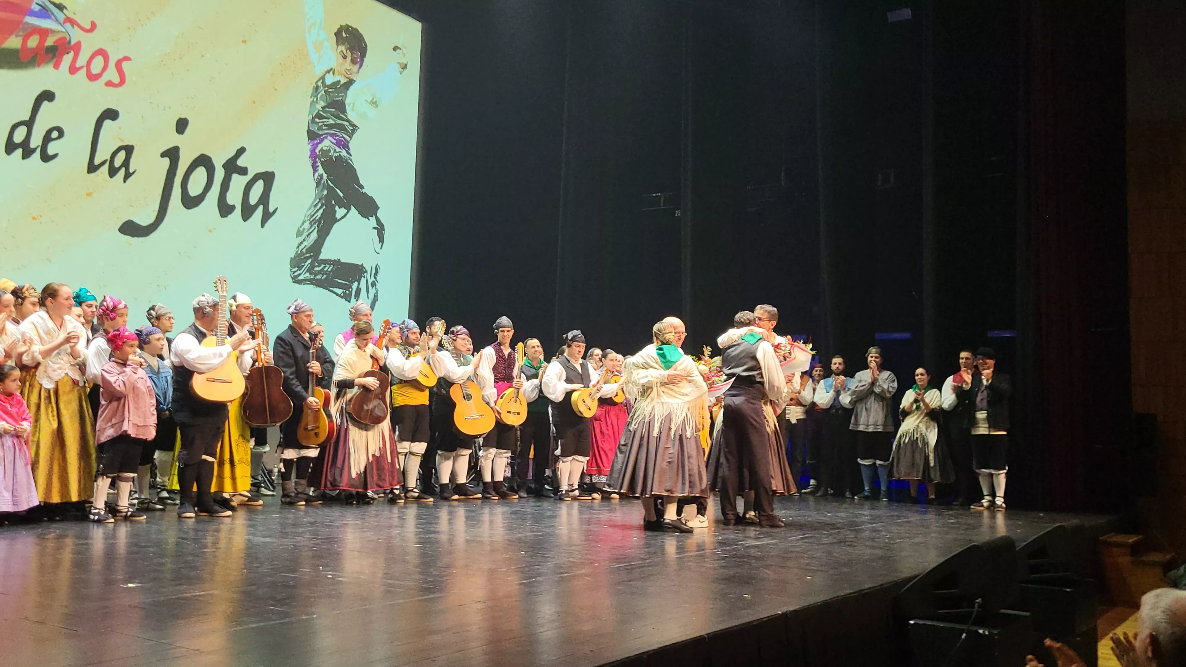 Gala "30 años por la senda de la jota" de la Elenco Aragonés. Foto Mercedes Manterola