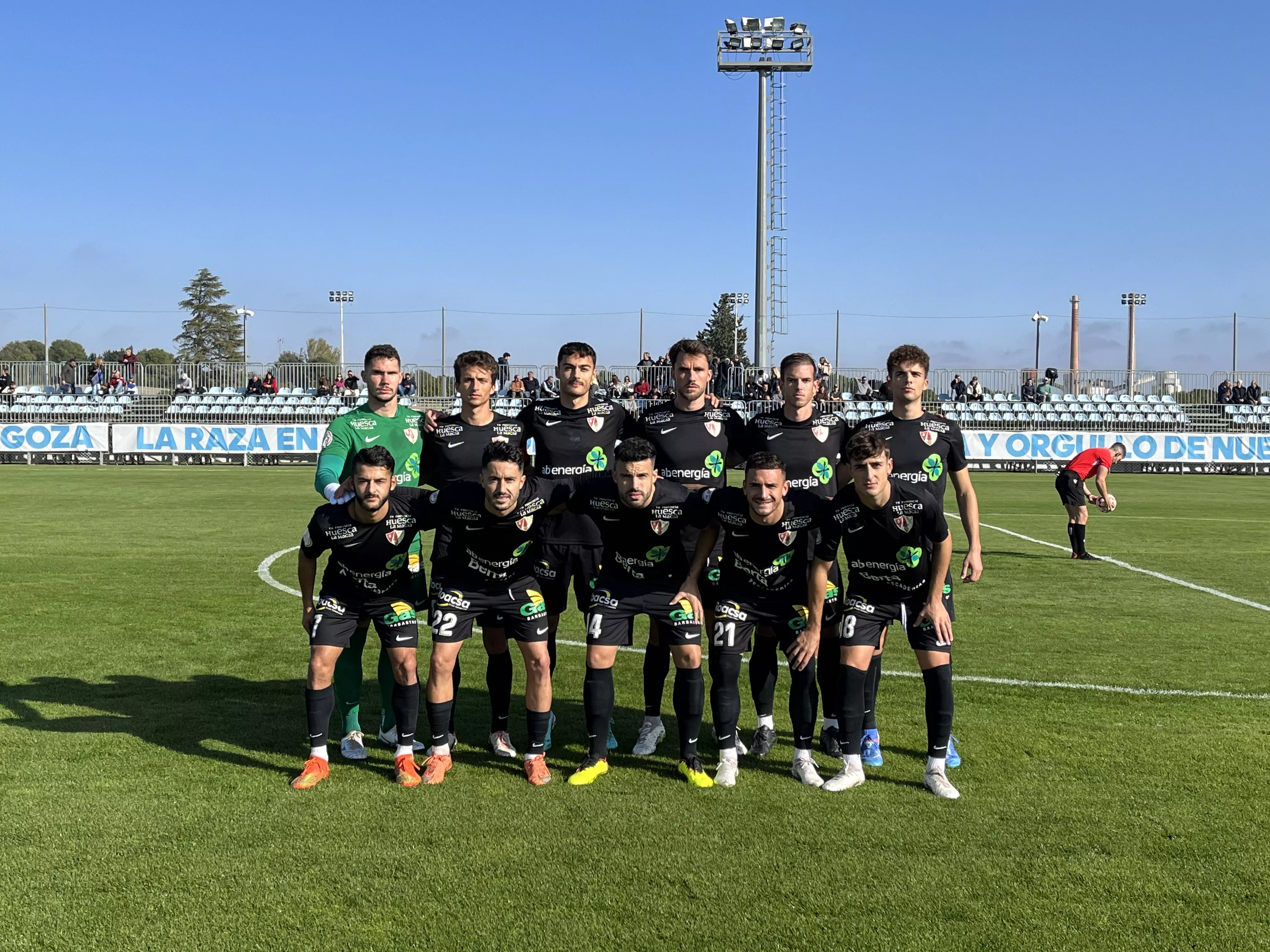 Once del Barbastro en su visita al Deportivo Aragón. Foto: Adri Mora