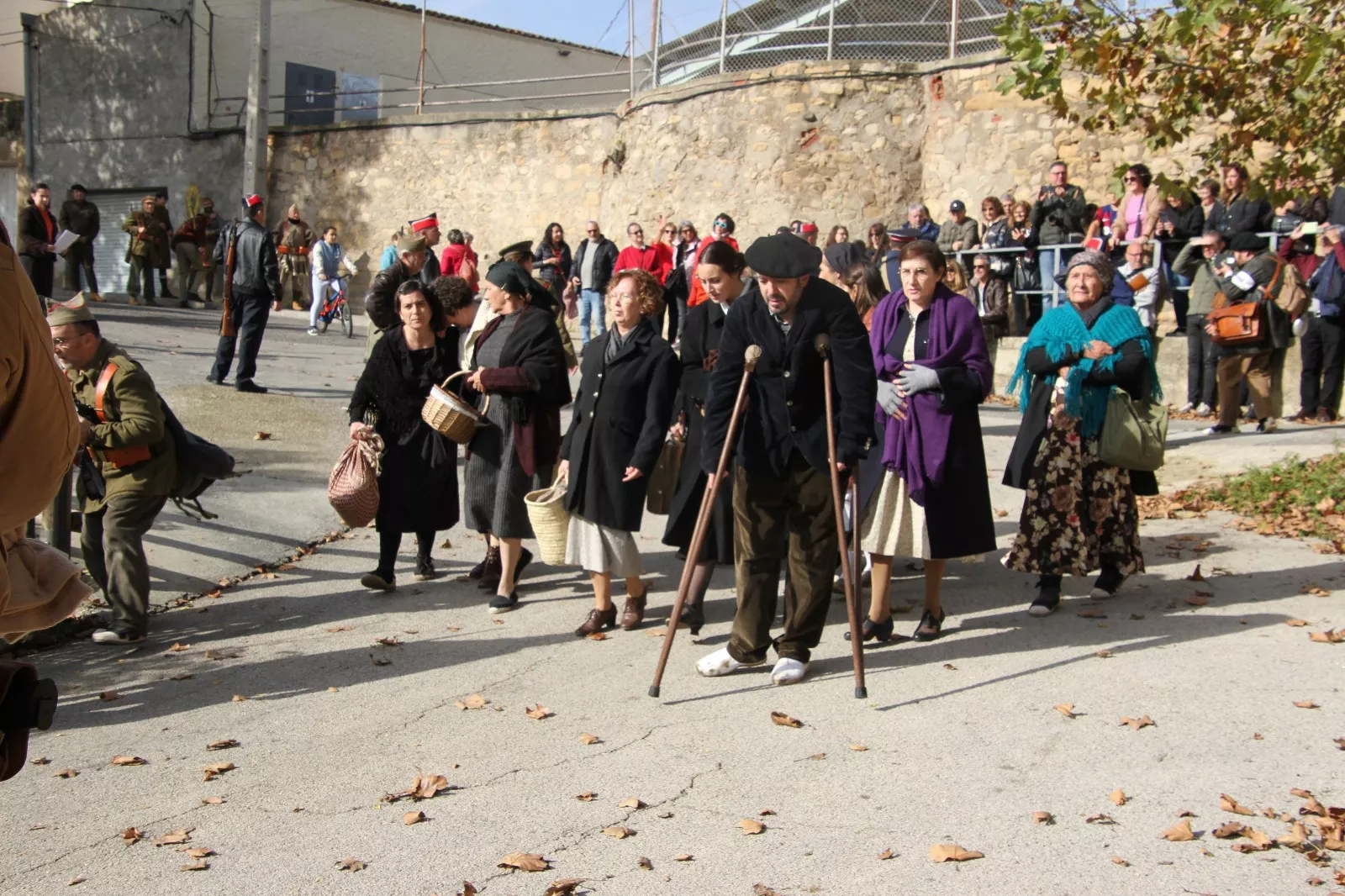 Recreación de la batalla del Ebro en Flix, con la colaboración de la asociación oscense Primera Línea. Foto: Carlos Neofato