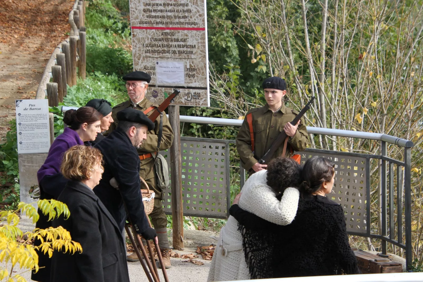 Recreación de la batalla del Ebro en Flix, con la colaboración de la asociación oscense Primera Línea. Foto: Carlos Neofato