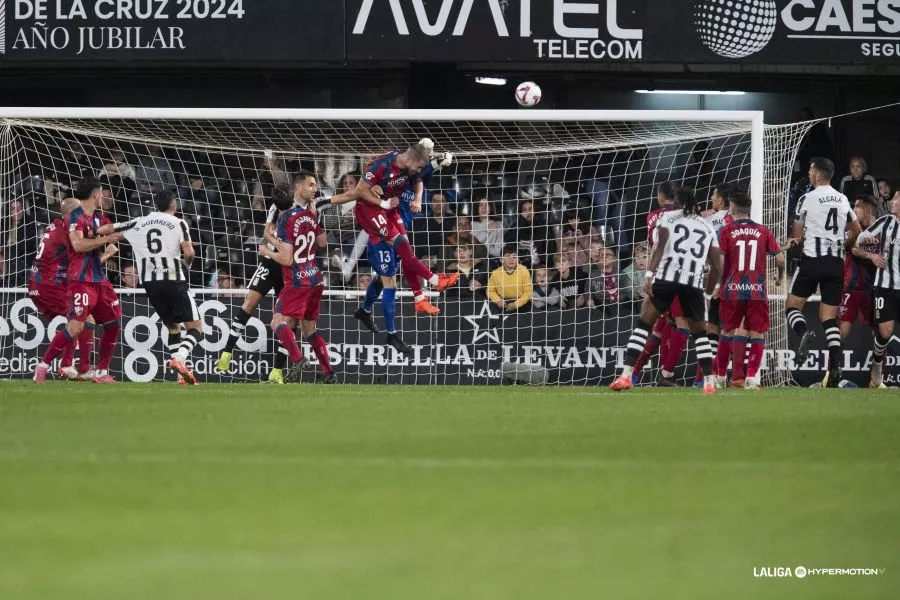 Un momento del Cartagena 1-0 Huesca. Foto: LaLiga