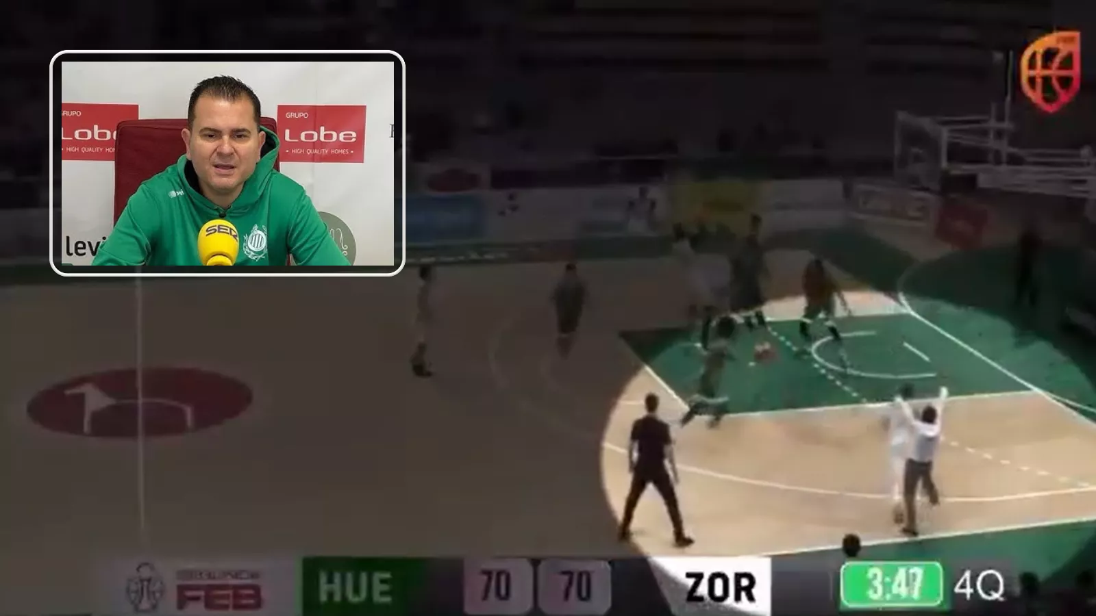 La zancadilla del entrenador de Lobe Huesca a un jugador de Zornotza