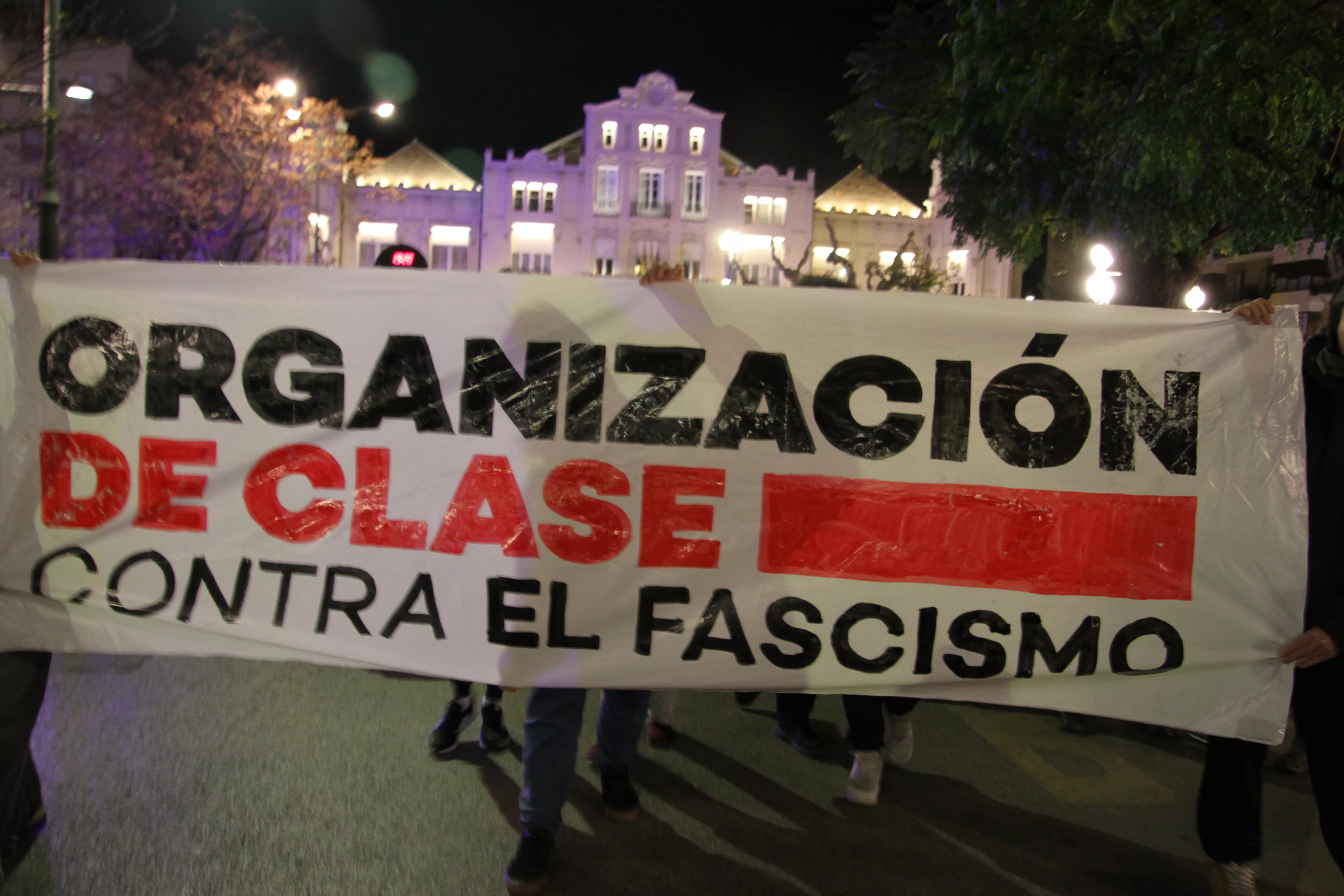 Manifestación antifascista en Huesca en el 20N. Foto Carlos Neofato 