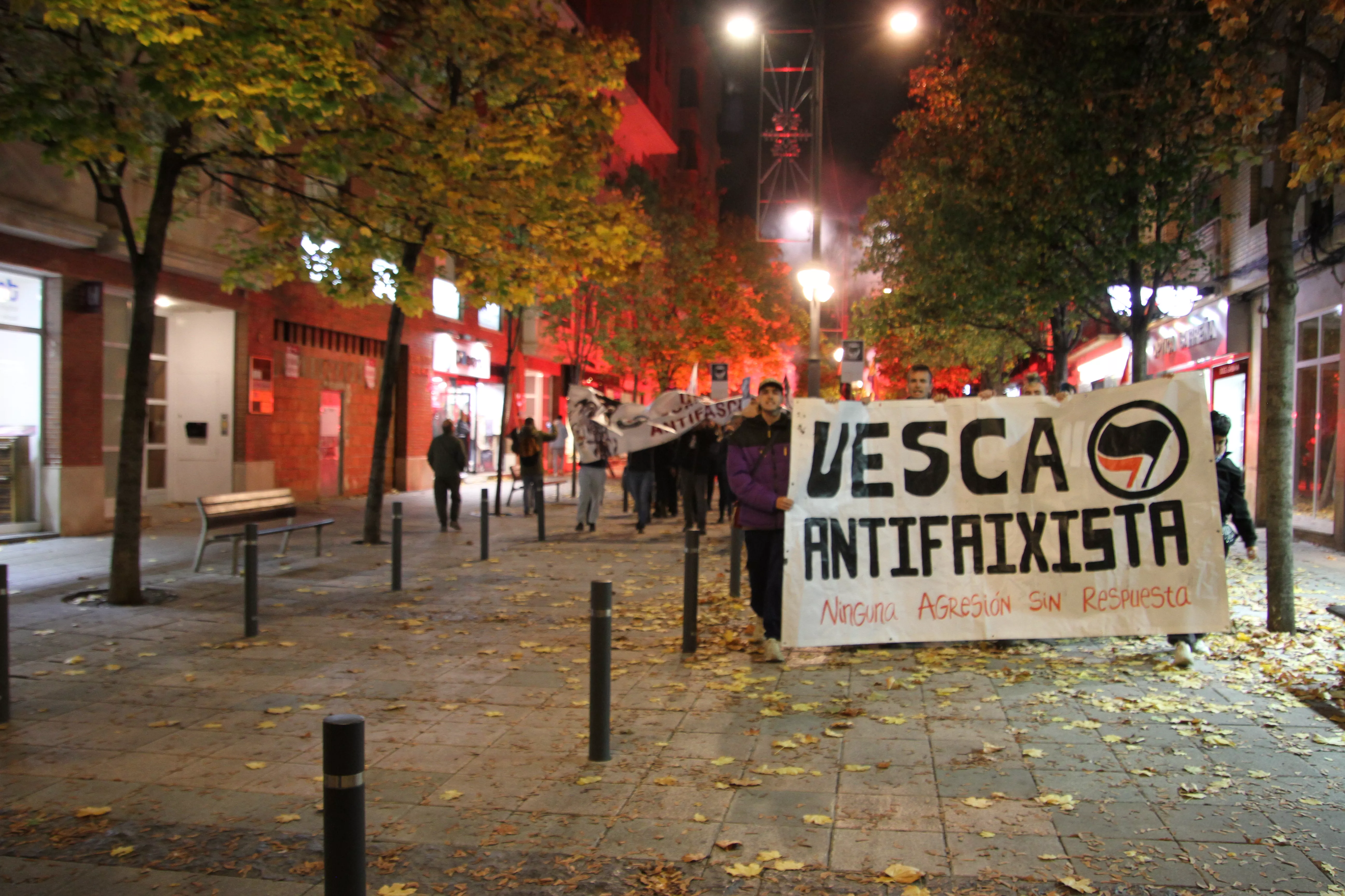 Manifestación antifascista en Huesca en el 20N. Foto Carlos Neofato 