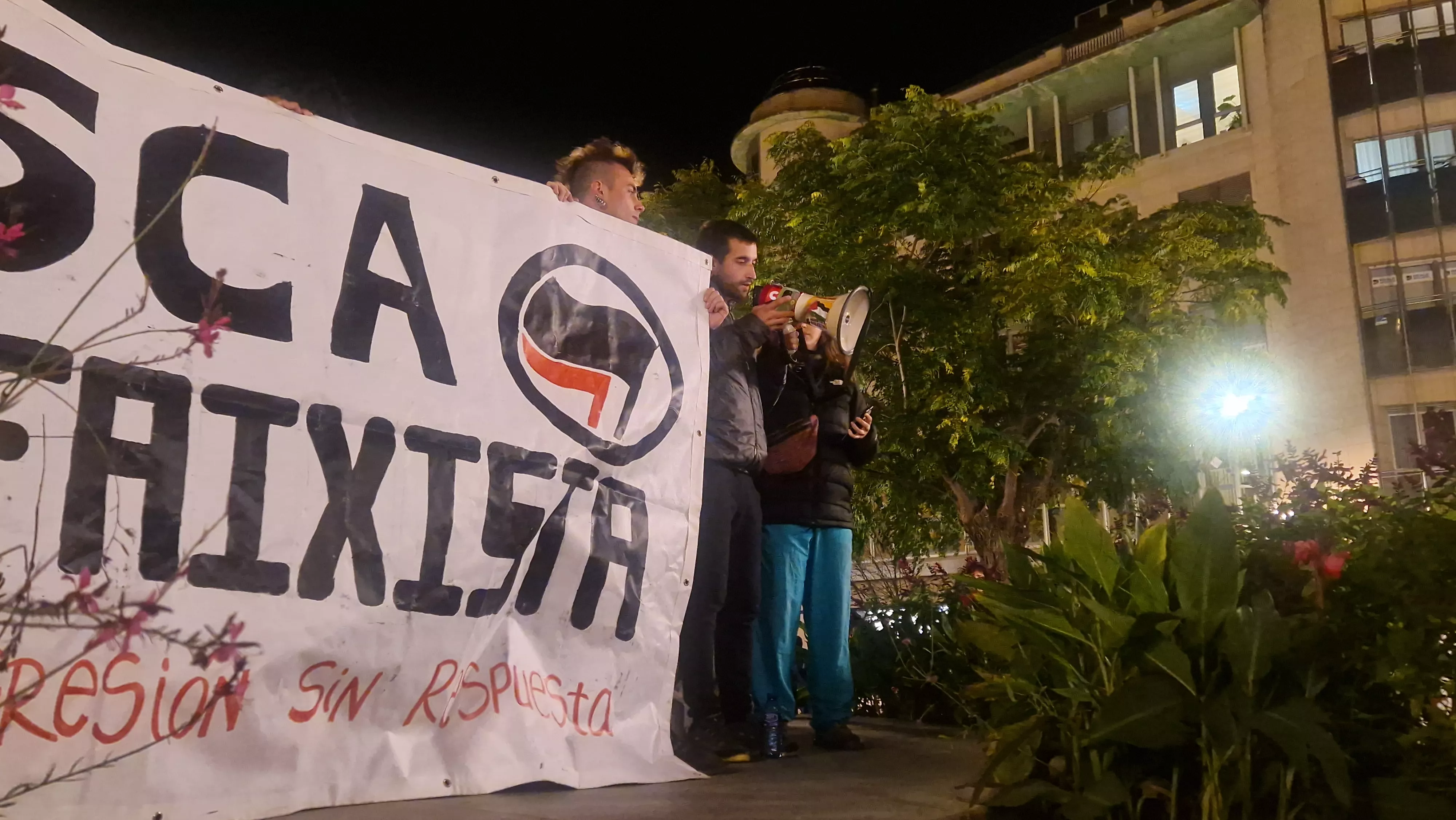 Manifestación antifascista en Huesca en el 20N. Foto Myriam Martínez