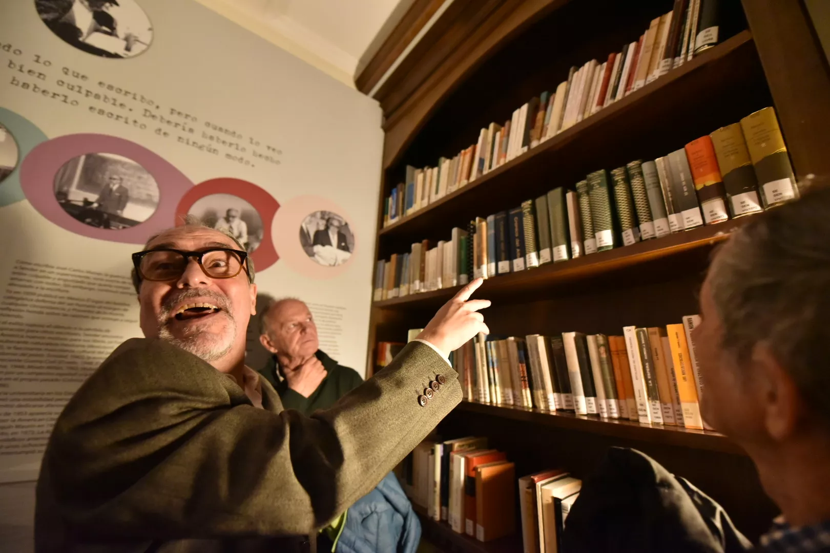 Visitas lúdicas y didácticas del IEA, con Ramón J. Sender. Foto Verónica Lacasa