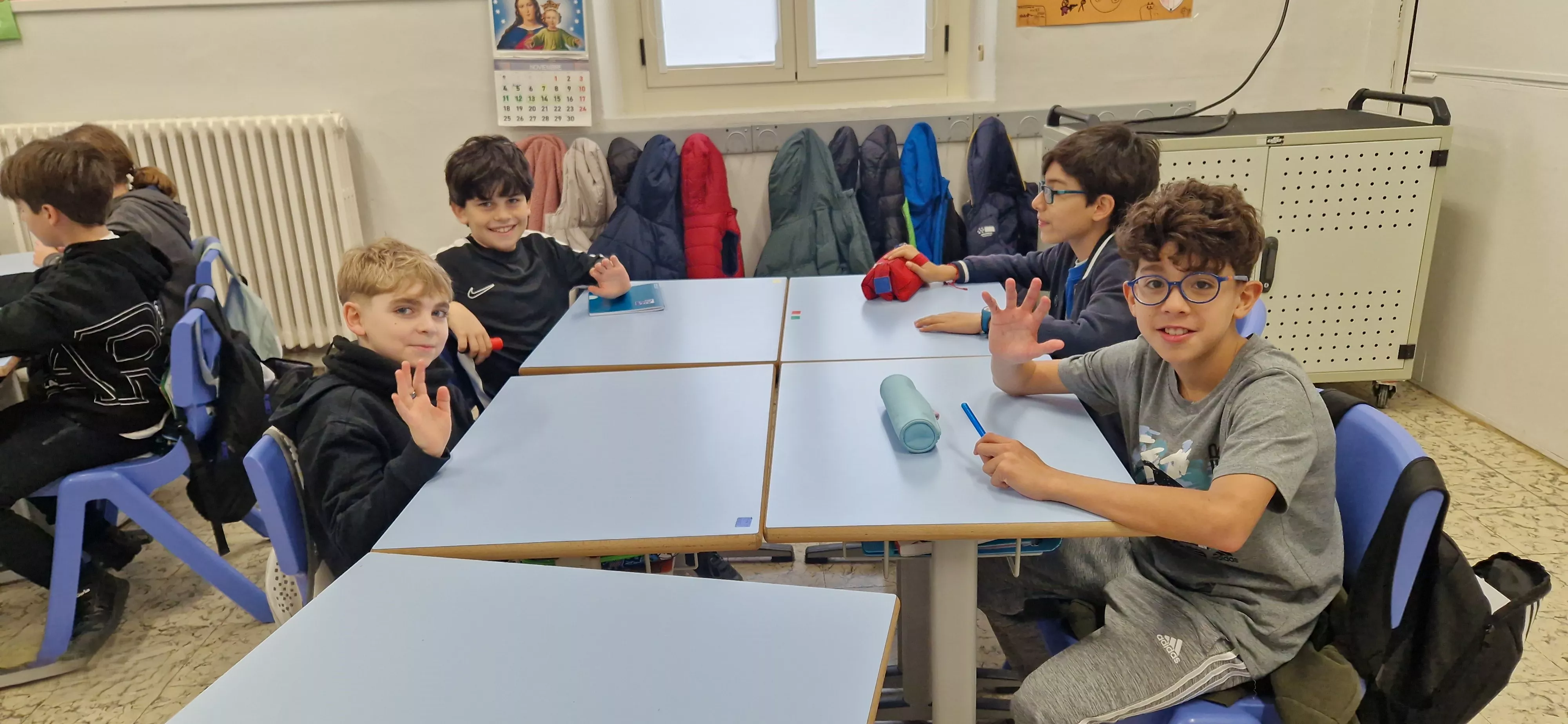Presentación del juego de cartas Dedos en el Colegio Salesianos. Foto Myriam Martínez 