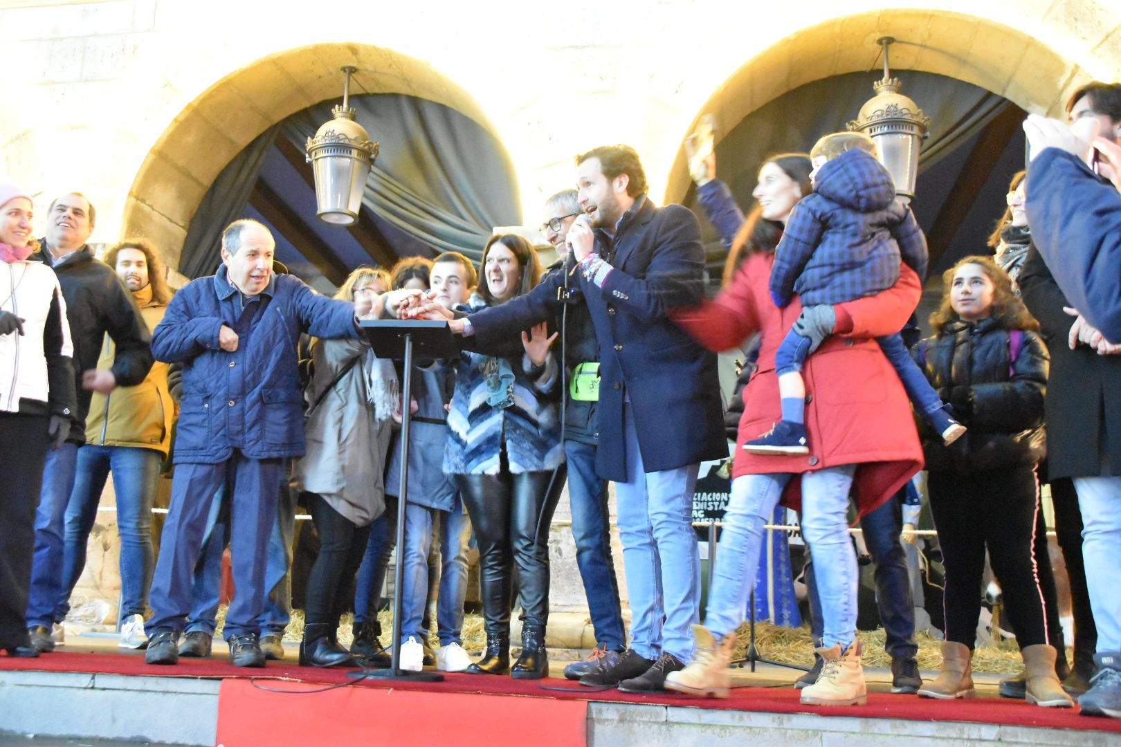 Encendido navideño en Monzón 