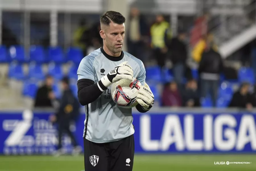 Dani Jiménez, convencido de que El Alcoraz es el mejor sitio para cortar la racha negativa