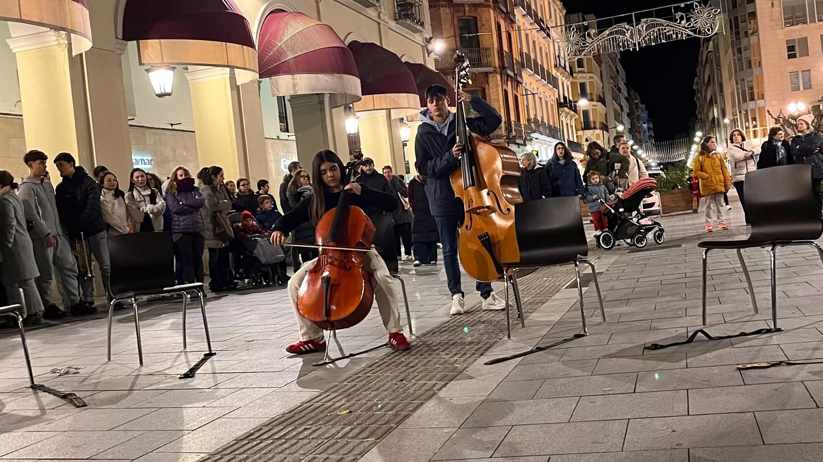 Flashmob del Conservatorio de Música de Huesca por Santa Cecilia. Foto Mercedes Manterola