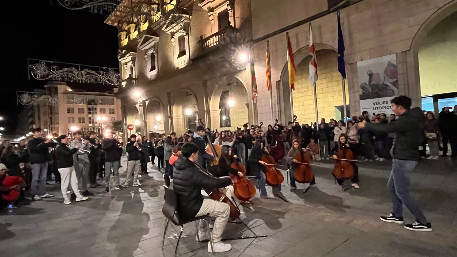 Flashmob del Conservatorio de Música de Huesca por Santa Cecilia. Foto Mercedes Manterola