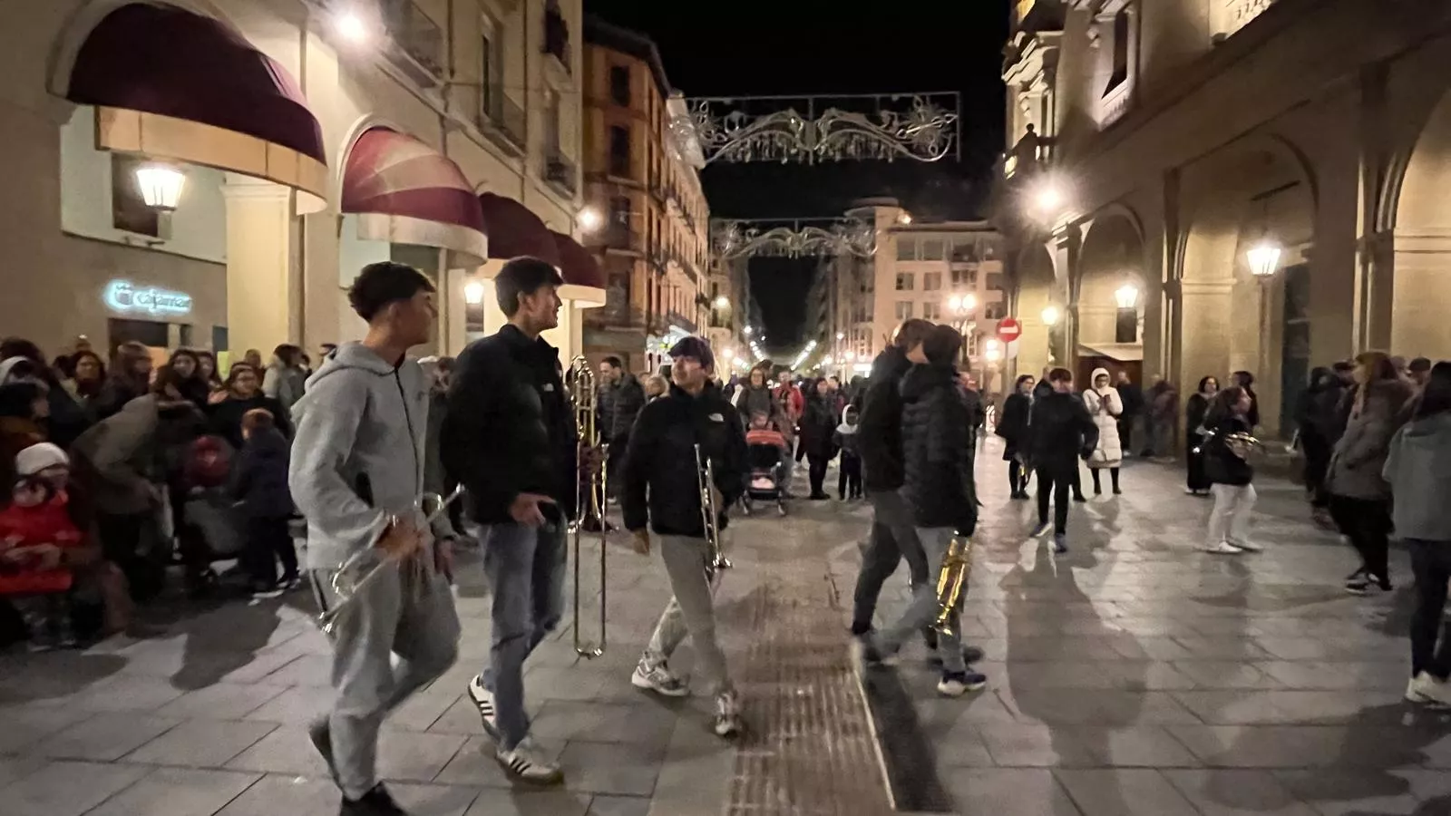 Flashmob del Conservatorio de Música de Huesca por Santa Cecilia. Foto Mercedes Manterola