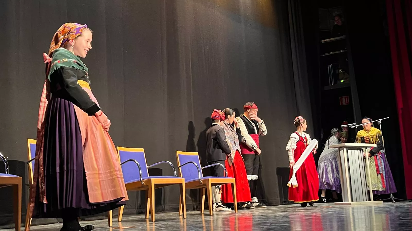 Gala de colofón del 70 aniversario de la Asociación Folklórica Santa Cecilia e inicio de sus fiestas. Foto Mercedes Manterola