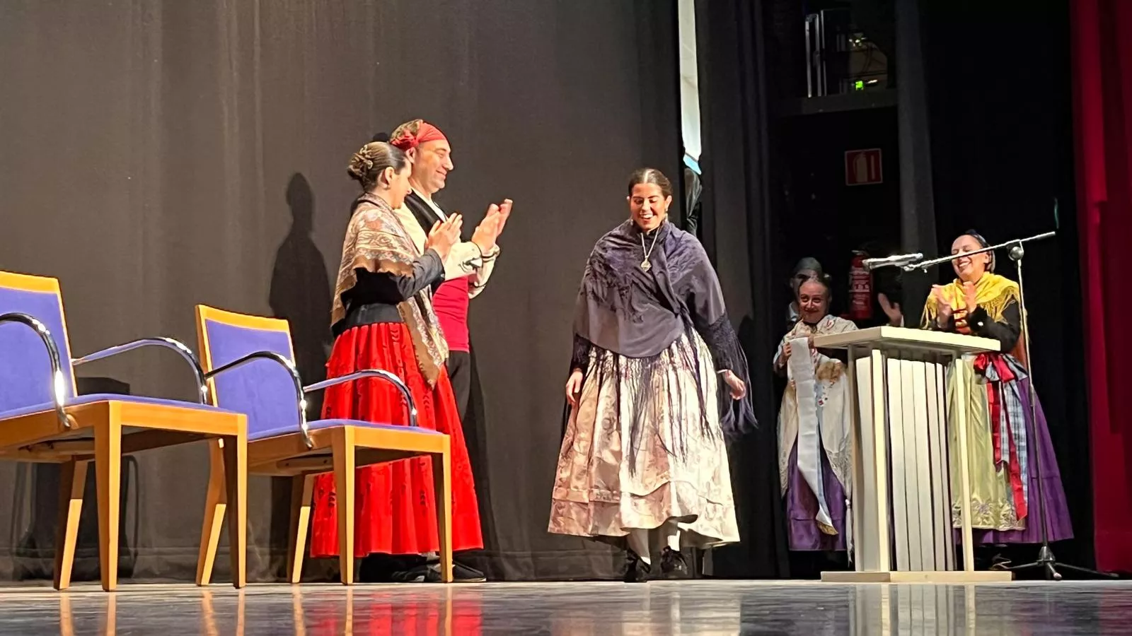 Gala de colofón del 70 aniversario de la Asociación Folklórica Santa Cecilia e inicio de sus fiestas. Foto Mercedes Manterola