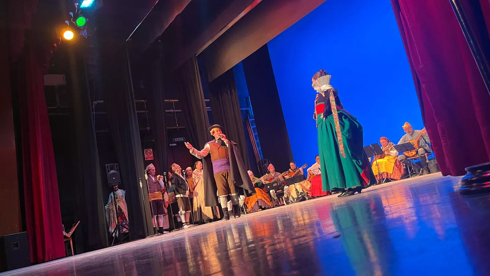 Gala de colofón del 70 aniversario de la Asociación Folklórica Santa Cecilia e inicio de sus fiestas. Foto Mercedes Manterola