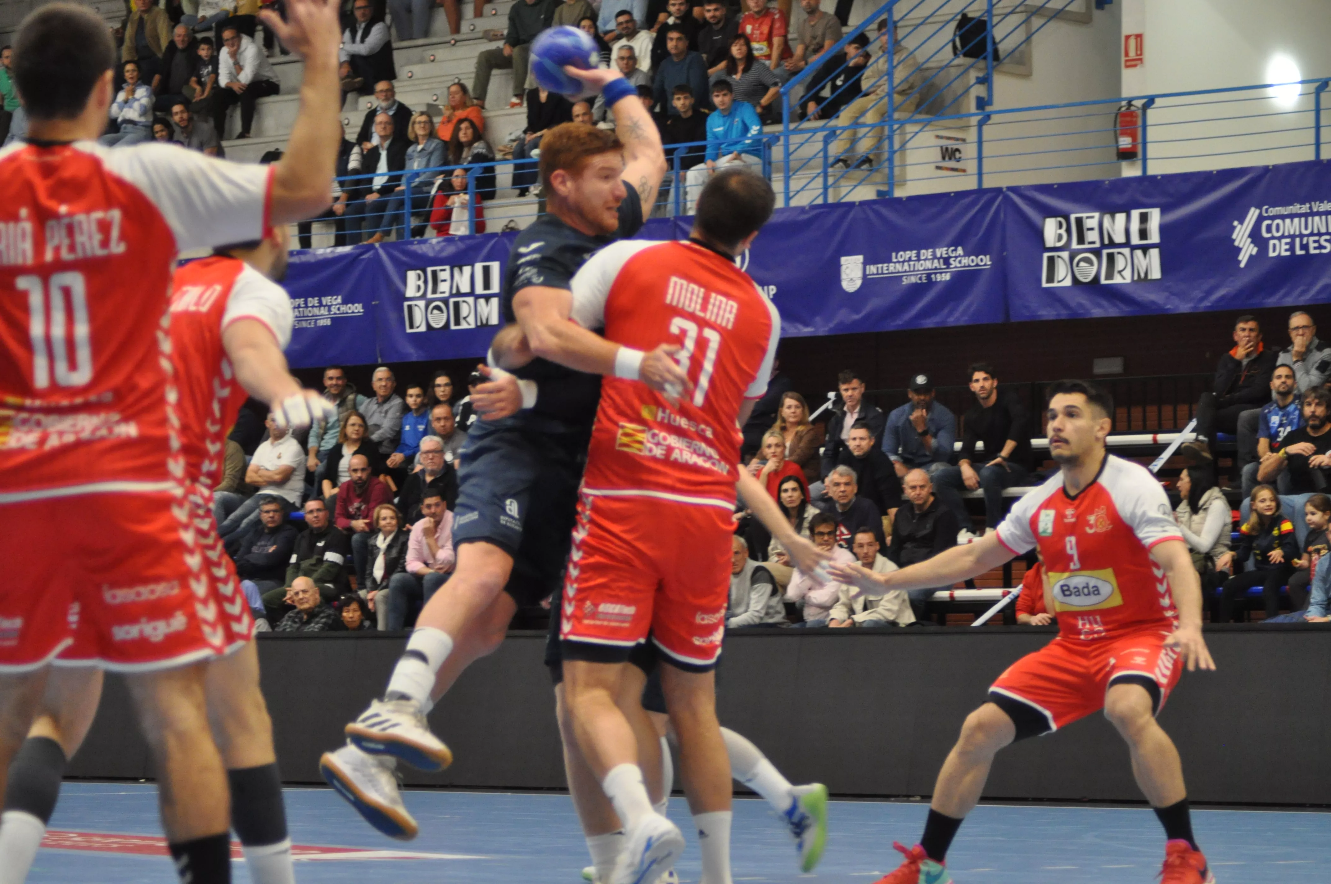 Carlos Molina se ha lesionado en el minuto 42