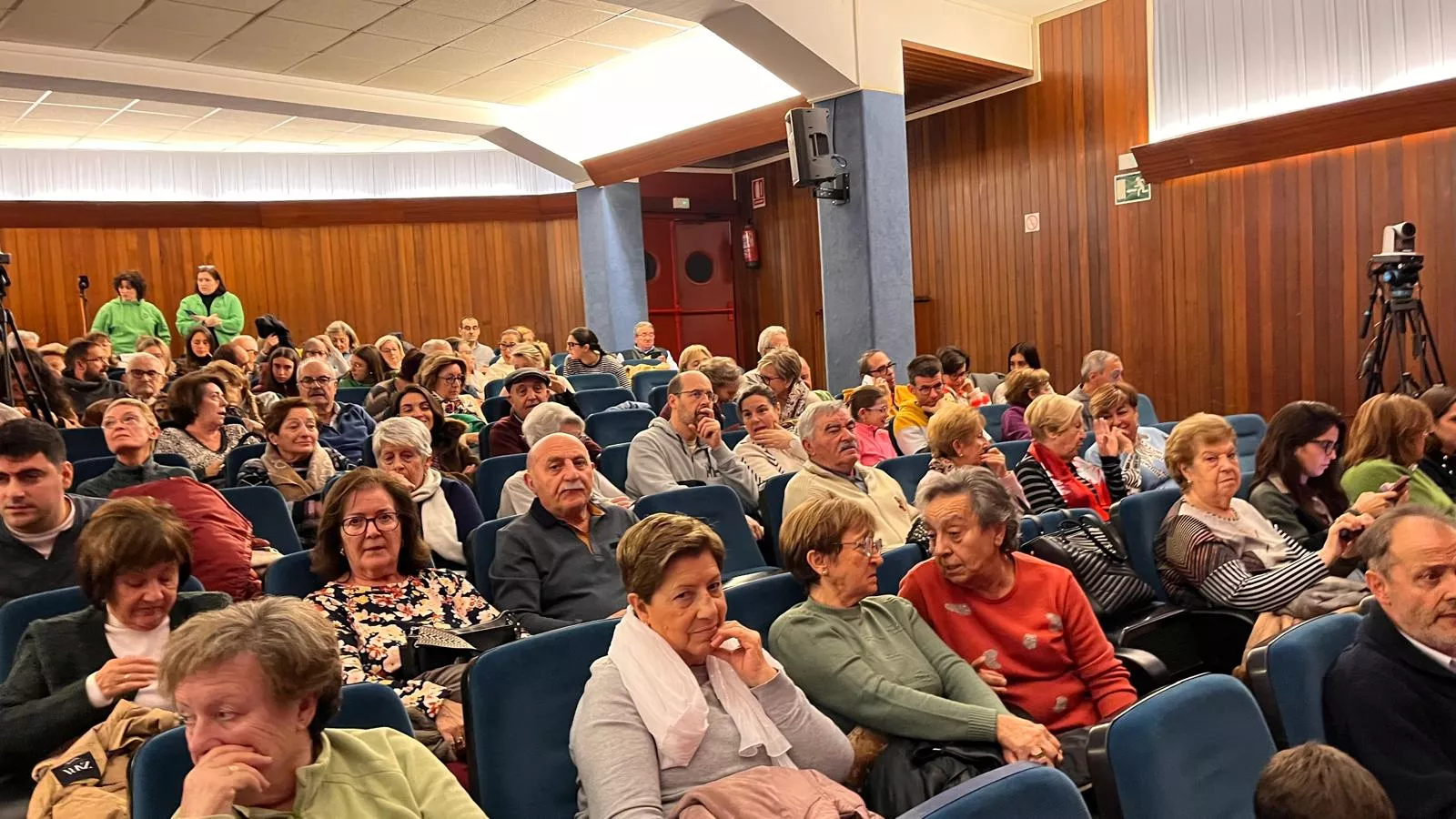 Gala de colofón del 70 aniversario de la Asociación Folklórica Santa Cecilia e inicio de sus fiestas. Foto Mercedes Manterola