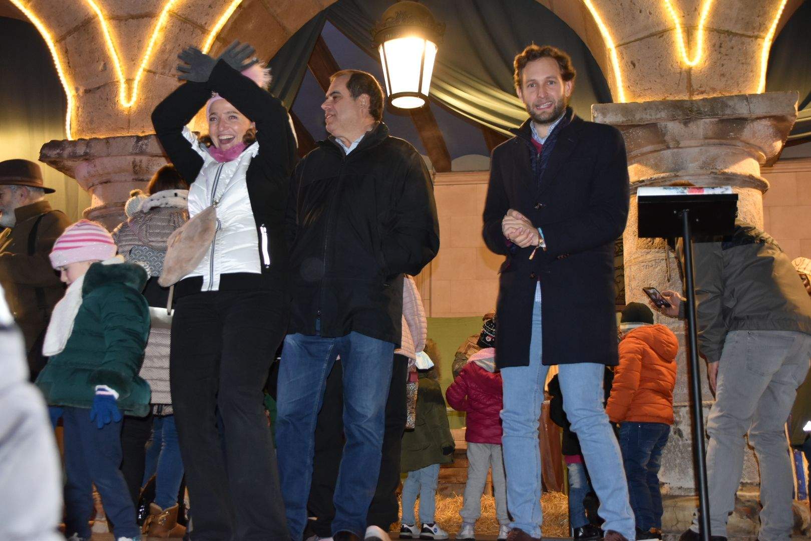 Encendido navideño en Monzón 